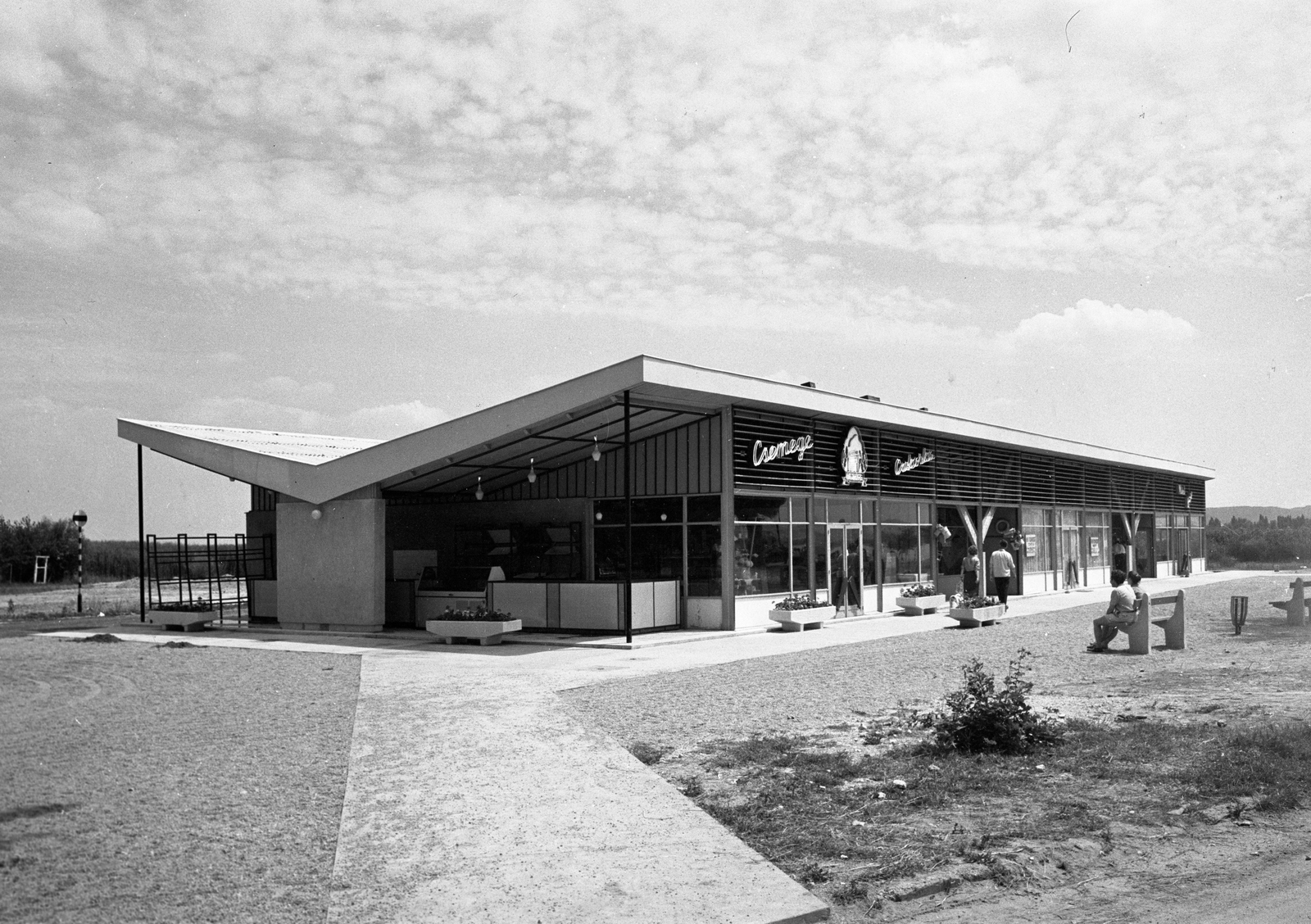 Hungary,Lake Balaton, Tihany, rév, üzletsor., 1960, UVATERV, Fortepan #79568