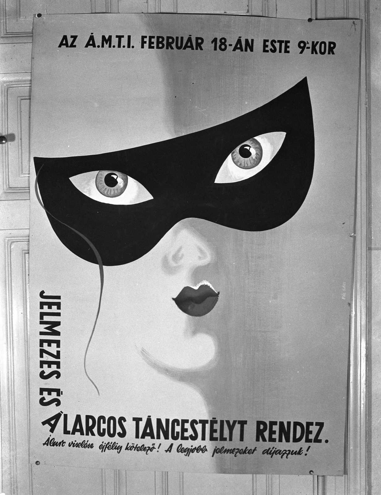 Hungary, Budapest VII., Rákóczi út 58., a felvétel az ÁMTI (Állami Mélyépítéstudományi Tervező Intézet) irodaházában készült., 1950, UVATERV, poster, dance, costume, mask, Budapest, Fortepan #79595