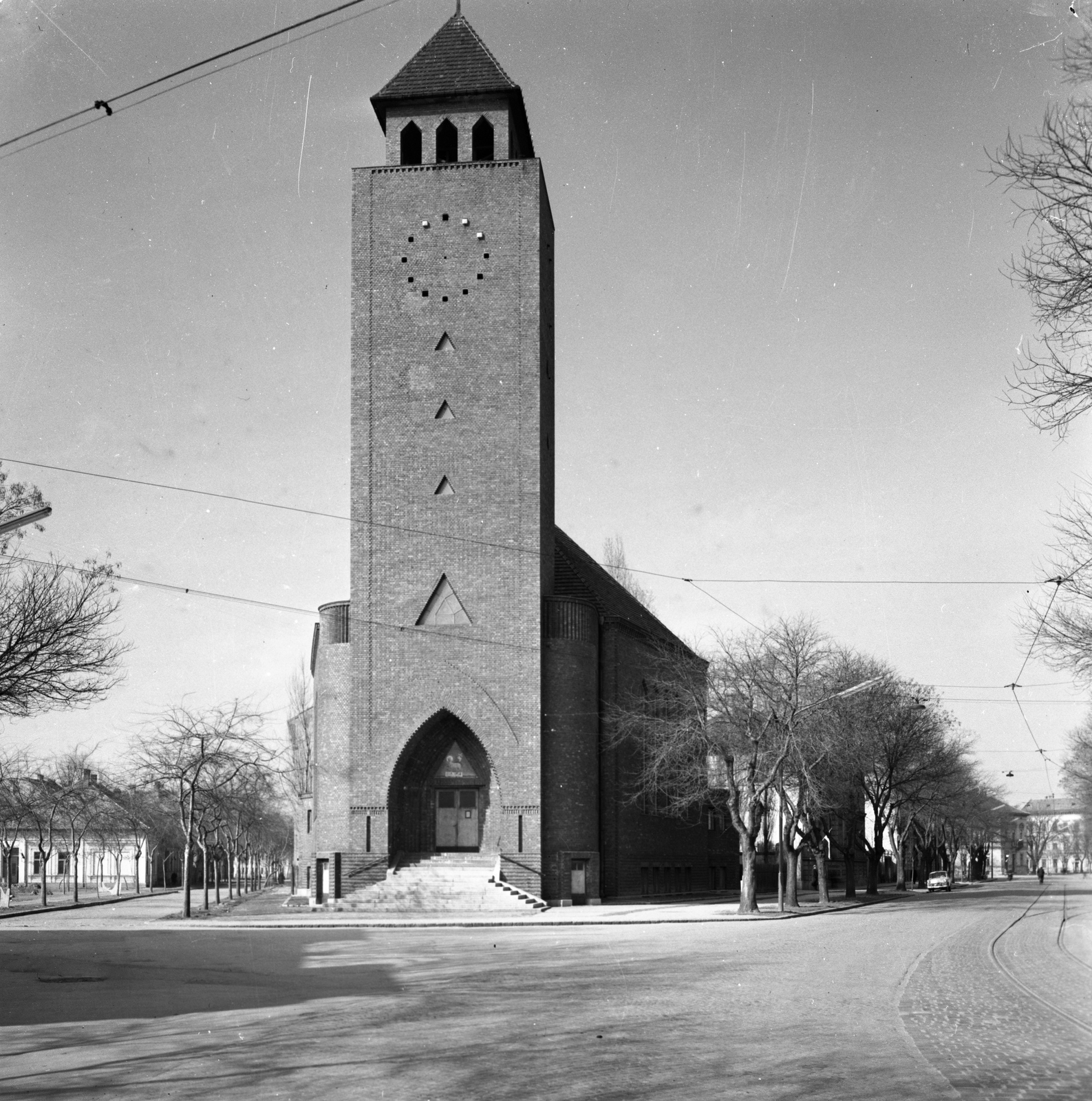 Hungary, Szeged, Honvéd tér, református templom., 1960, UVATERV, church, modern architecture, József Borsos-design, Fortepan #79753