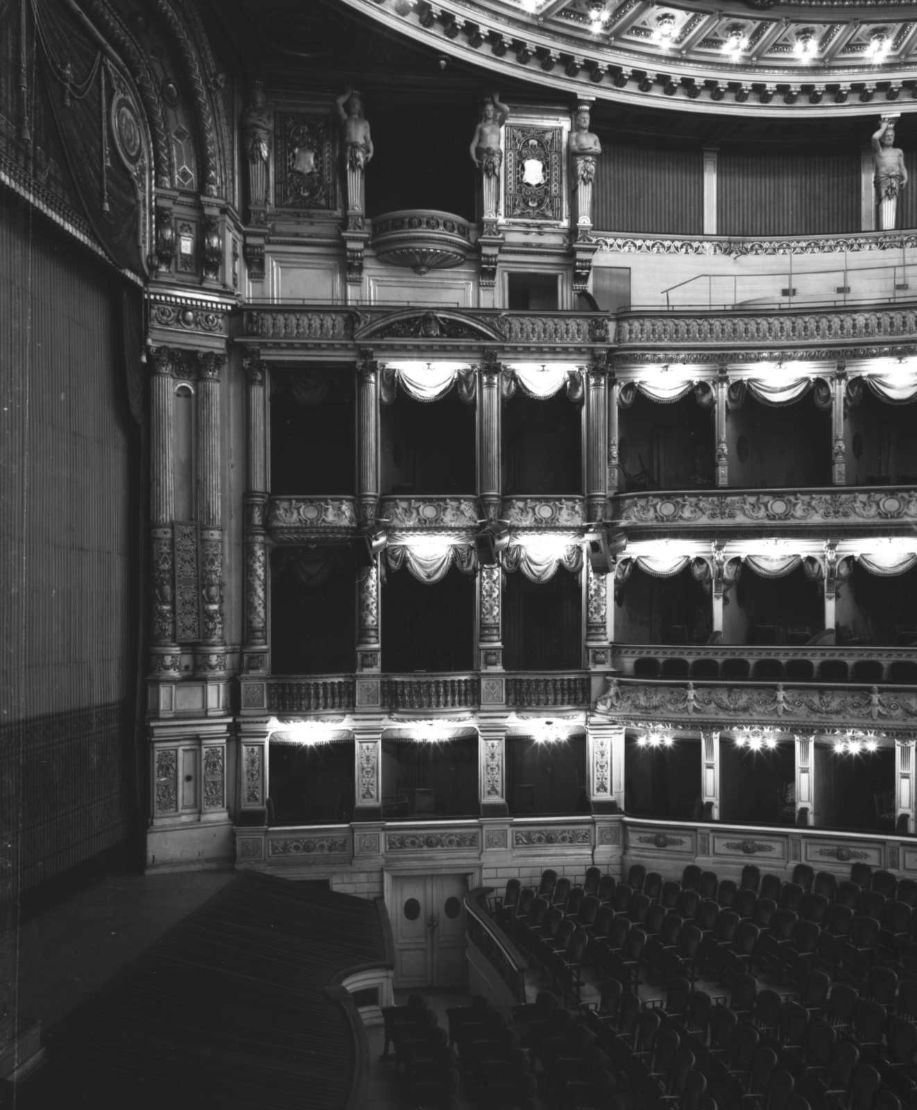 Hungary, Budapest VIII., Blaha Lujza tér, Nemzeti Színház, nézőtér., 1965, UVATERV, national theater, curtain, auditorium, stucco, Budapest, theatre box, Fortepan #79795
