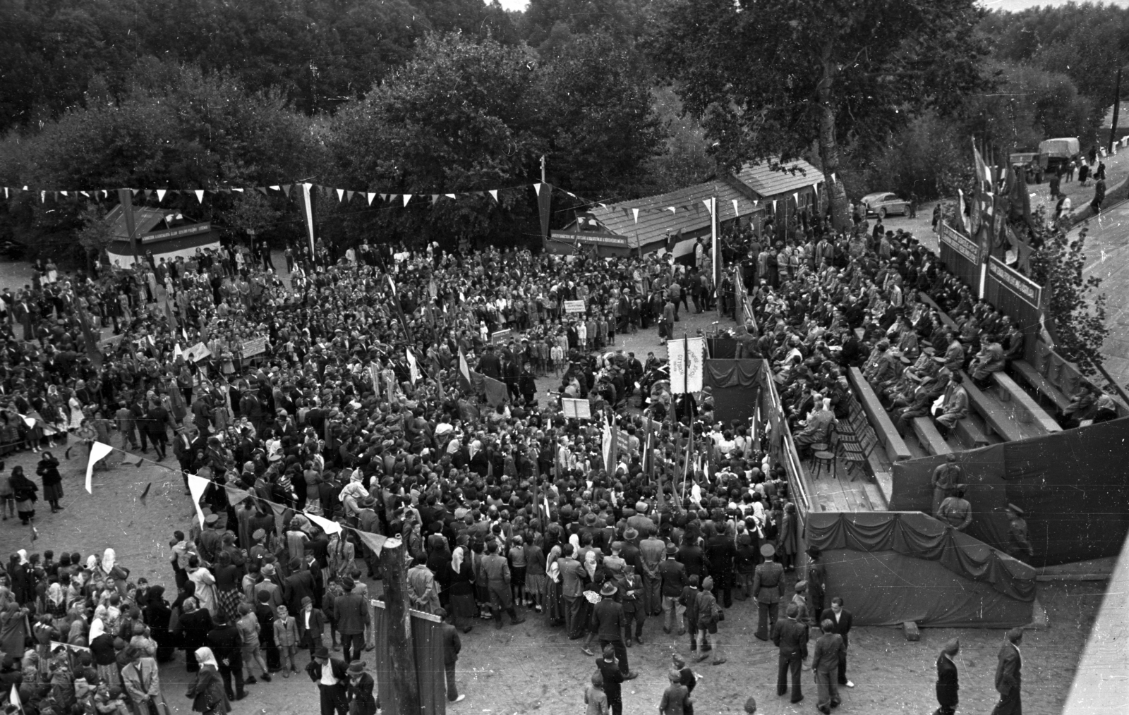 Hungary, Polgár, a Tisza híd avató ünnepsége 1950. október 1-én., 1950, UVATERV, mass, plan view, audience, inauguration, bridge, Fortepan #80005