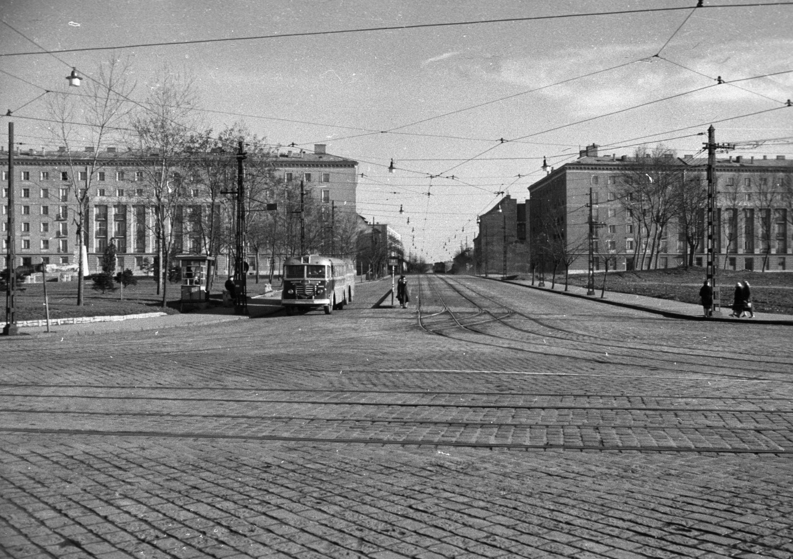 Magyarország, Budapest IV., Váci út, szemben az Árpád út., 1960, UVATERV, autóbusz, pótkocsi, Ikarus 60, ÁMG-márka, Budapest, Fortepan #80075