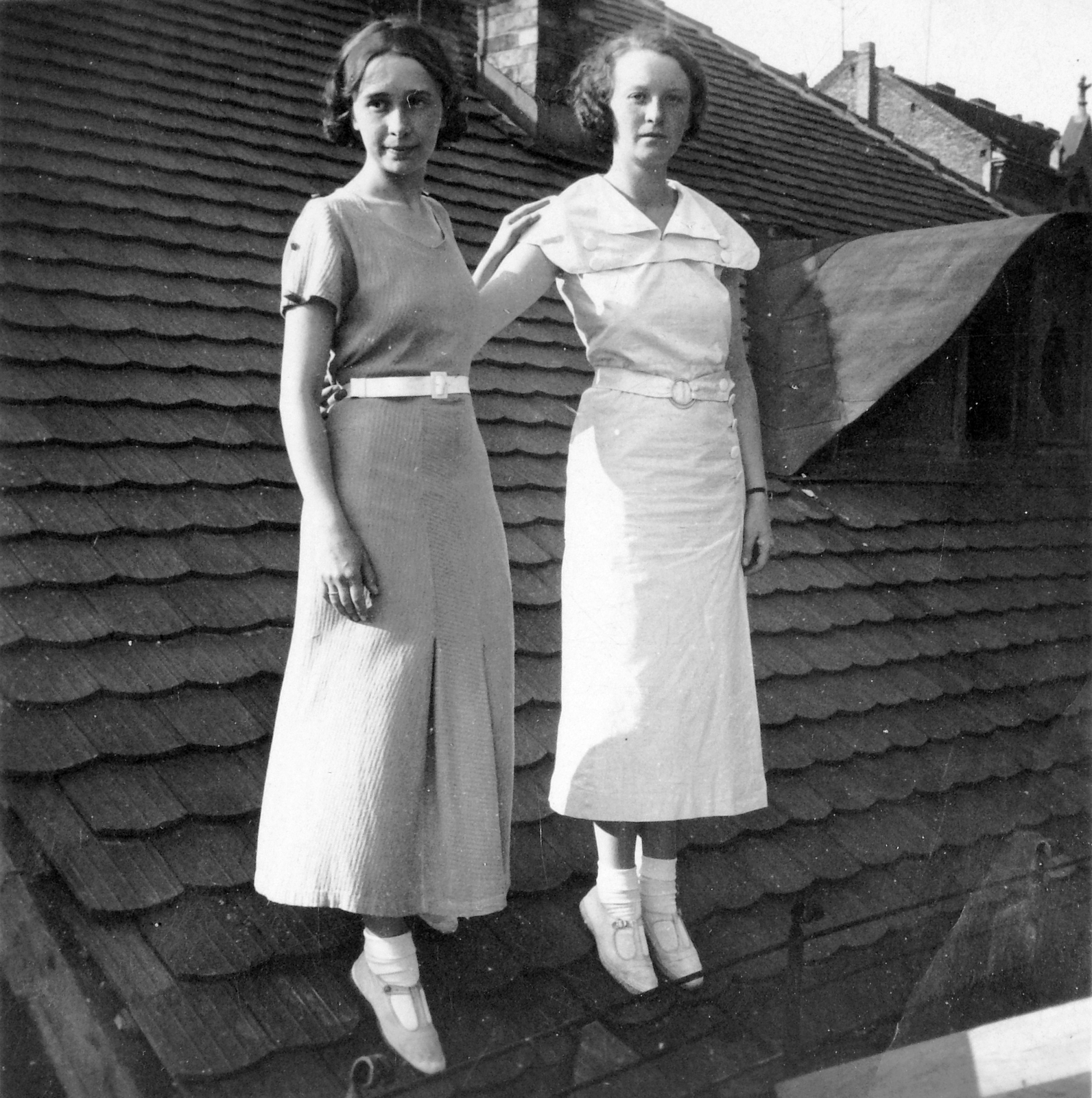 1941, Fortepan, roof, woman, snocks, lady, summer dresses, Fortepan #8012