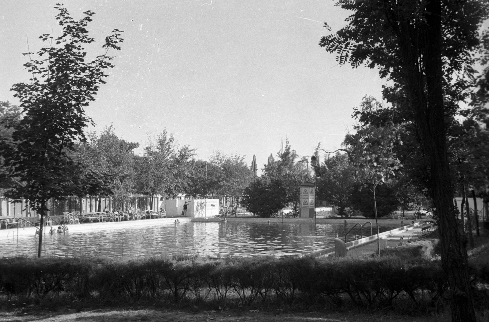 Hungary, Debrecen, Nagyerdői Gyógyfürdő., 1951, UVATERV, beach, thermal bath, Fortepan #80151