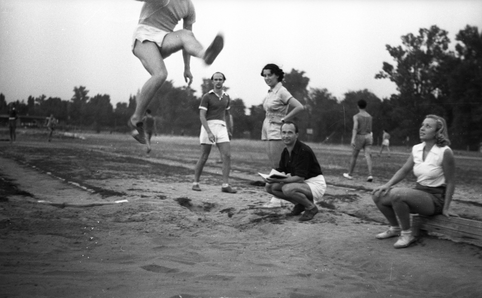 Hungary, 1952, UVATERV, long jump, Fortepan #80223