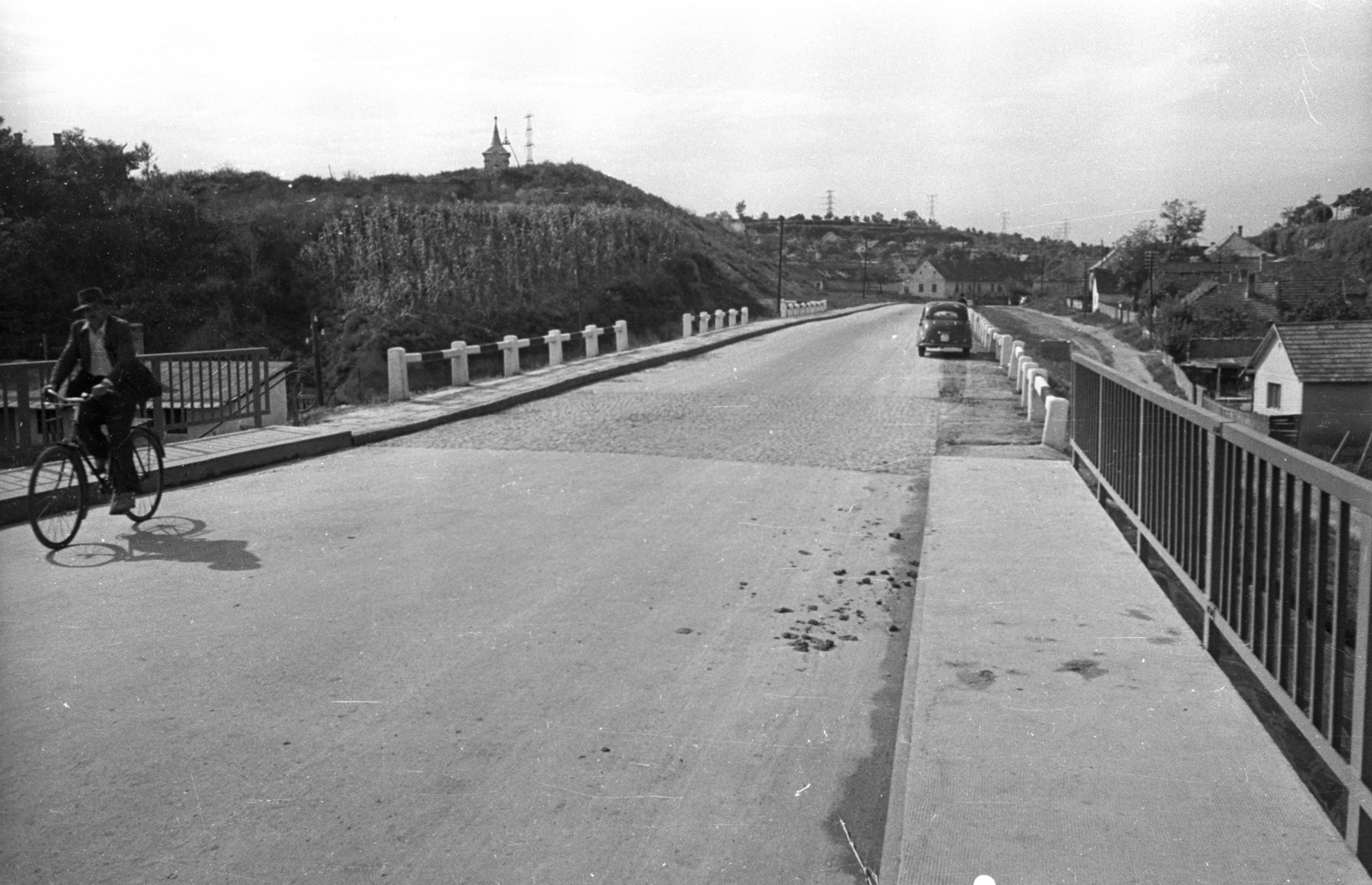 Hungary, Dunaújváros, (Sztálinváros) vasúti felüljáró a Magyar útnál., 1952, UVATERV, Fortepan #80248