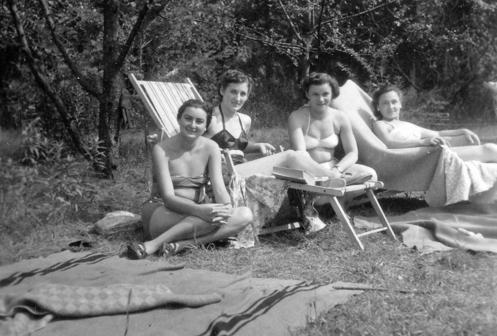 1952, Fortepan, bathing suit, deck chair, lady, sandal, Fortepan #8063