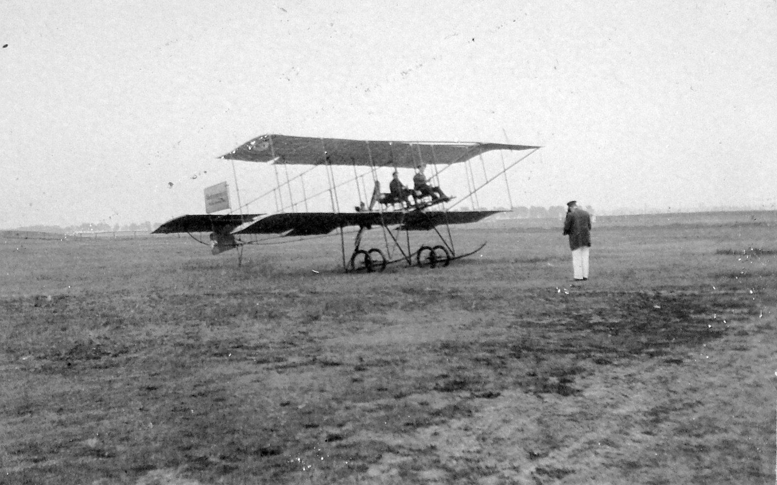 1911, Fortepan, közlekedés, pilóta, repülőgép, repülőtér, fotózás, biplán, tolócsavaros repülőgép, Fortepan #8213