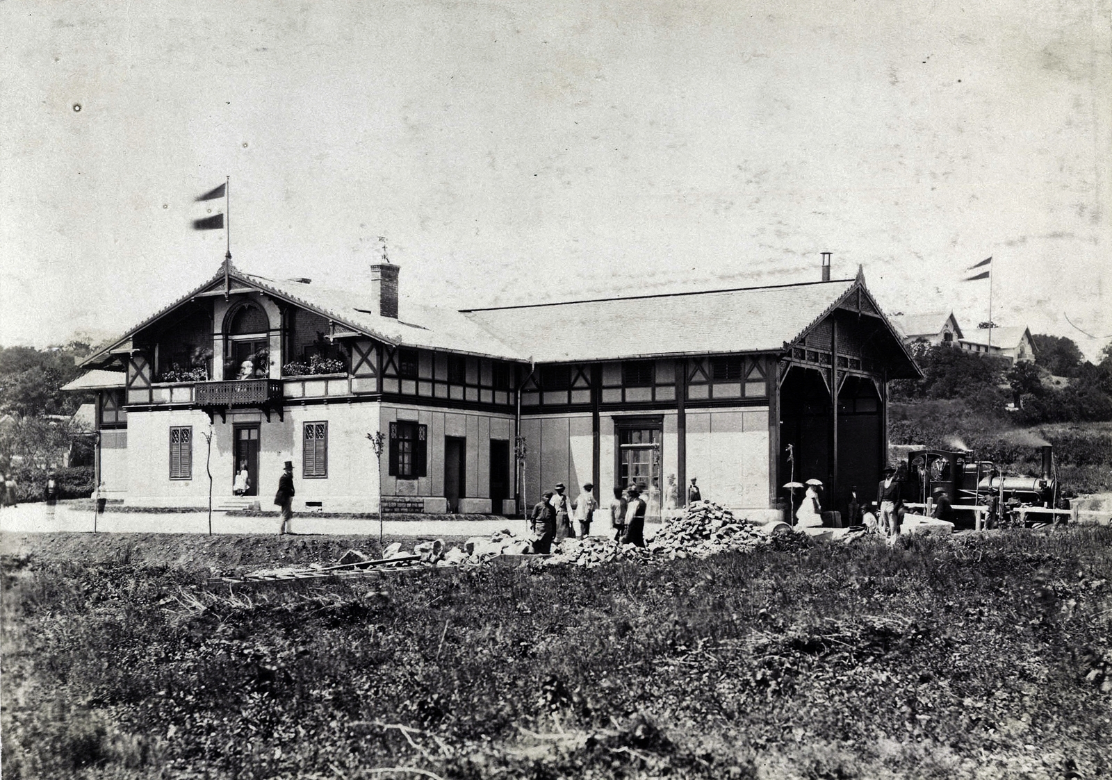 Magyarország, Budapest XII., a Fogaskerekű svábhegyi végállomása (később Svábhegy-megálló). A felvétel 1880-1890 között készült. A kép forrását kérjük így adja meg: Fortepan / Budapest Főváros Levéltára. Levéltári jelzet: HU.BFL.XV.19.d.1.05.194, 1900, Budapest Főváros Levéltára / Klösz György fényképei, Klösz György, Budapest, Fortepan #82249