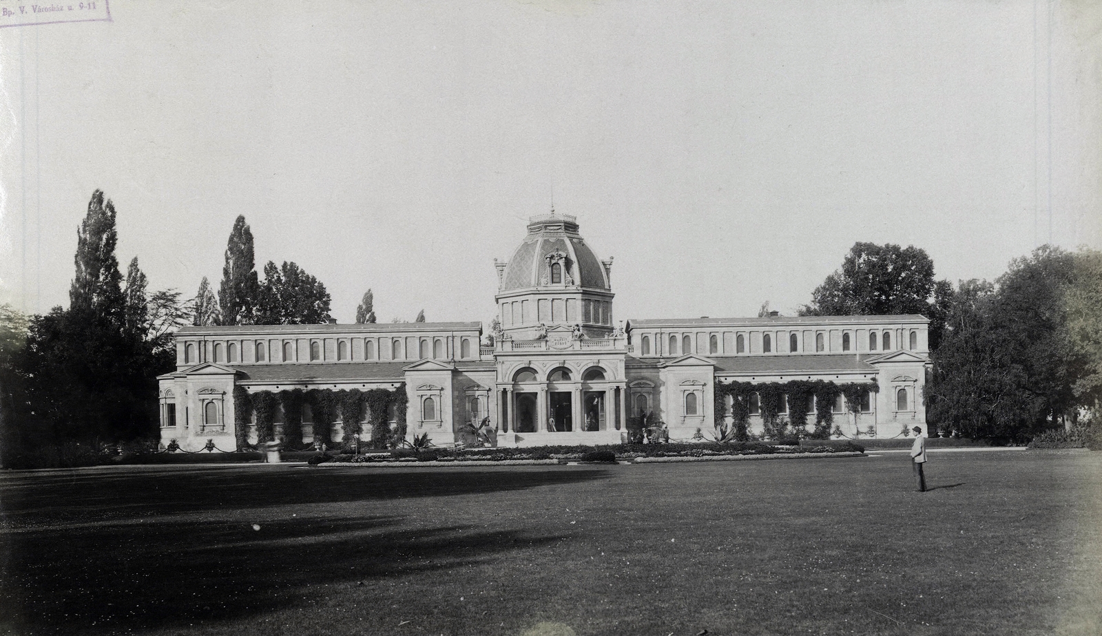 Hungary, Margit Islands, Budapest, Margit-fürdő. A felvétel 1890 után készült. A kép forrását kérjük így adja meg: Fortepan / Budapest Főváros Levéltára. Levéltári jelzet: 
HU.BFL.XV.19.d.1.07.115, 1900, Budapest Főváros Levéltára / Klösz György fényképei, Klösz György, Miklós Ybl-design, bath, Fortepan #82439