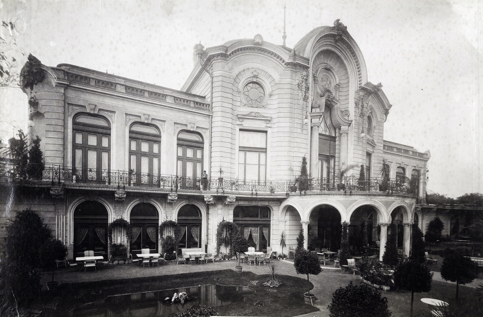 Magyarország, Budapest XIV., Stefánia út 32-40., Park Club (később Stefánia Palota). A felvétel 1895 után készült. A kép forrását kérjük így adja meg: Fortepan / Budapest Főváros Levéltára. Levéltári jelzet: HU.BFL.XV.19.d.1.08.111, 1900, Budapest Főváros Levéltára / Klösz György fényképei, Klösz György, Budapest, Fortepan #82636