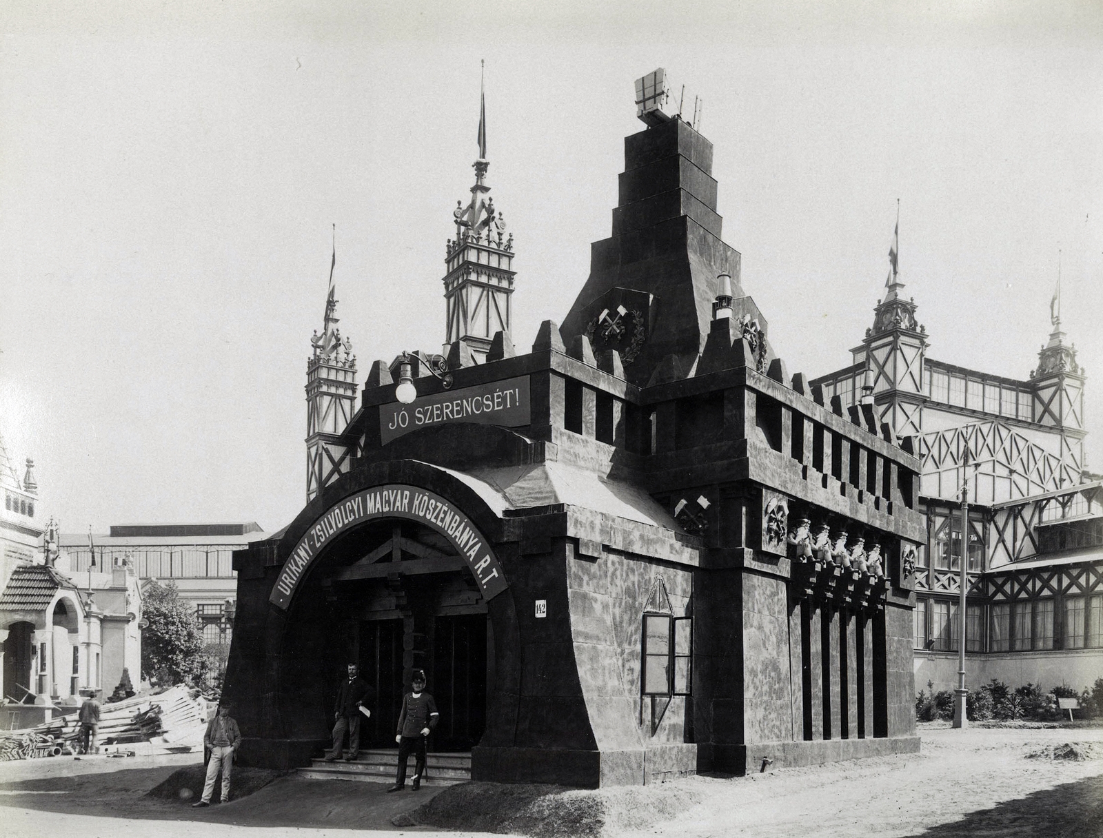 Hungary, Budapest XIV., Millenniumi kiállítás: Urikány-Zsilvölgyi Magyar Kőszénbánya Rt. Pavilonja. A felvétel 1896-ban készült. A kép forrását kérjük így adja meg: Fortepan / Budapest Főváros Levéltára. Levéltári jelzet: HU.BFL.XV.19.d.1.09.013, 1900, Budapest Főváros Levéltára / Klösz György fényképei, Klösz György, Budapest, Millennium Exhibition, Fortepan #82687