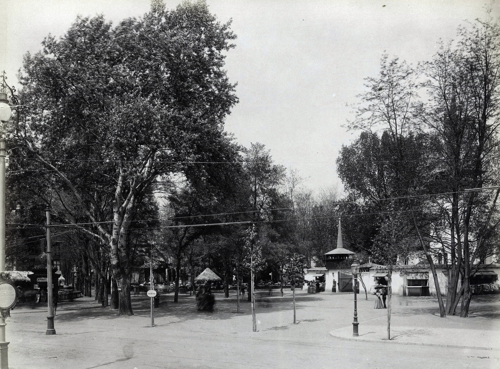 Hungary, Budapest XIV., "Millenniumi kiállítás: Részelt a kiállításból - templom térrel. A felvétel 1896-ban készült." A kép forrását kérjük így adja meg: Fortepan / Budapest Főváros Levéltára. Levéltári jelzet: HU.BFL.XV.19.d.1.09.034, 1900, Budapest Főváros Levéltára / Klösz György fényképei, Klösz György, Budapest, Millennium Exhibition, Fortepan #82708