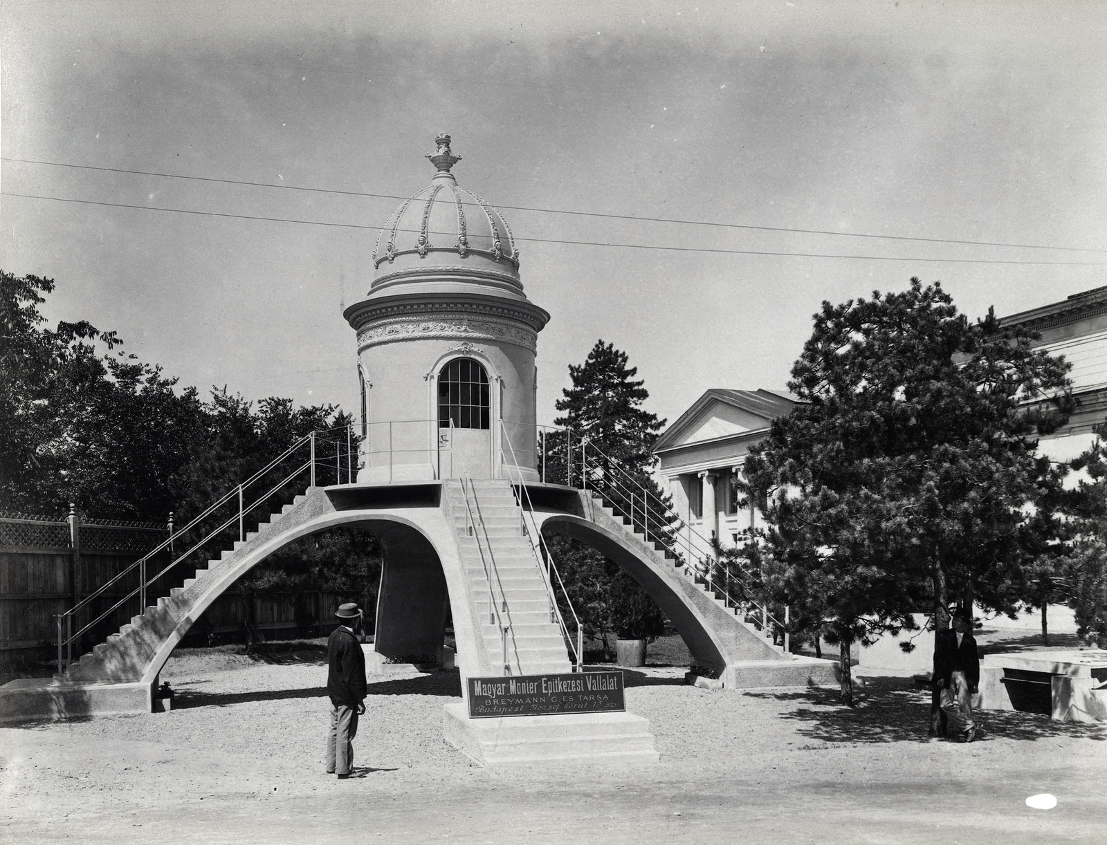 Hungary, Budapest XIV., "Millenniumi kiállítás: Magyar Monier Építkezési Vállalat pavilonja. A felvétel 1896-ban készült." A kép forrását kérjük így adja meg: Fortepan / Budapest Főváros Levéltára. Levéltári jelzet: HU.BFL.XV.19.d.1.09.085, 1900, Budapest Főváros Levéltára / Klösz György fényképei, Klösz György, Budapest, Millennium Exhibition, Fortepan #82744