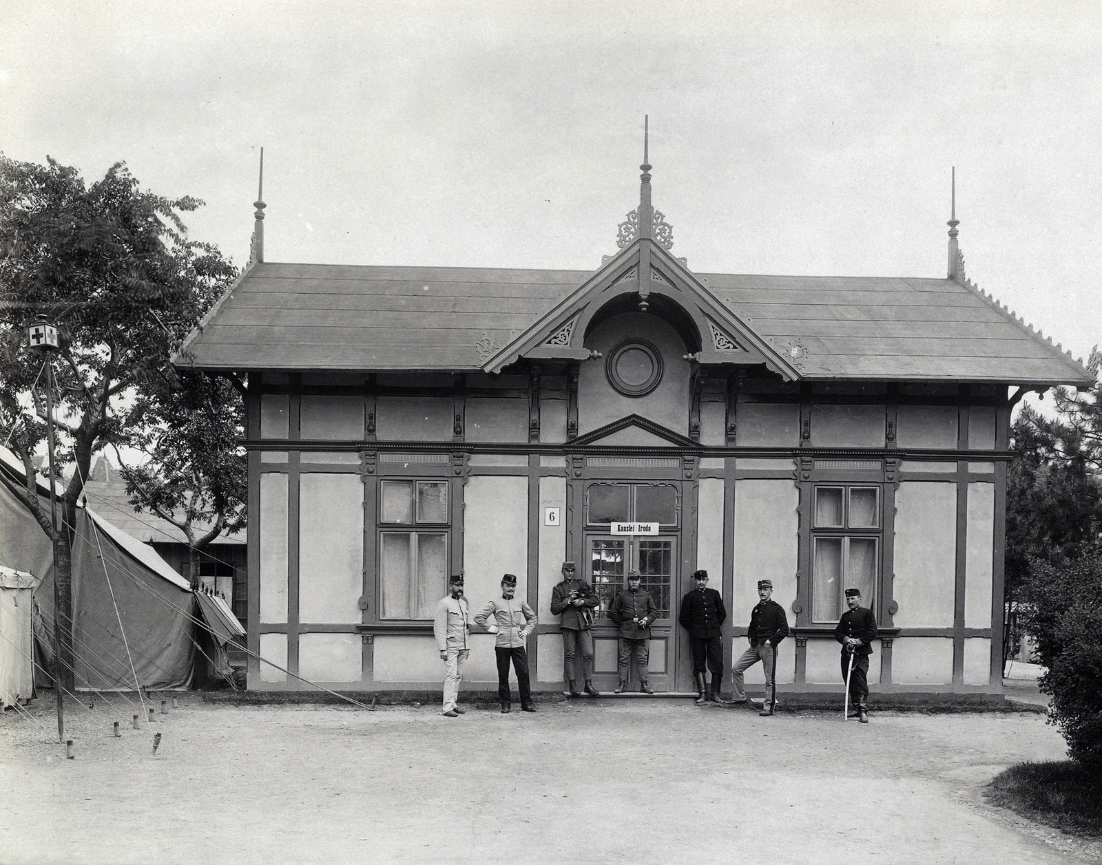 Hungary, Budapest XIV., "Millenniumi kiállítás: A K. u. K. közös hivatali irodája (?). A felvétel 1896-ban készült." A kép forrását kérjük így adja meg: Fortepan / Budapest Főváros Levéltára. Levéltári jelzet: HU.BFL.XV.19.d.1.09.090, 1900, Budapest Főváros Levéltára / Klösz György fényképei, Klösz György, military, Budapest, Millennium Exhibition, Fortepan #82748