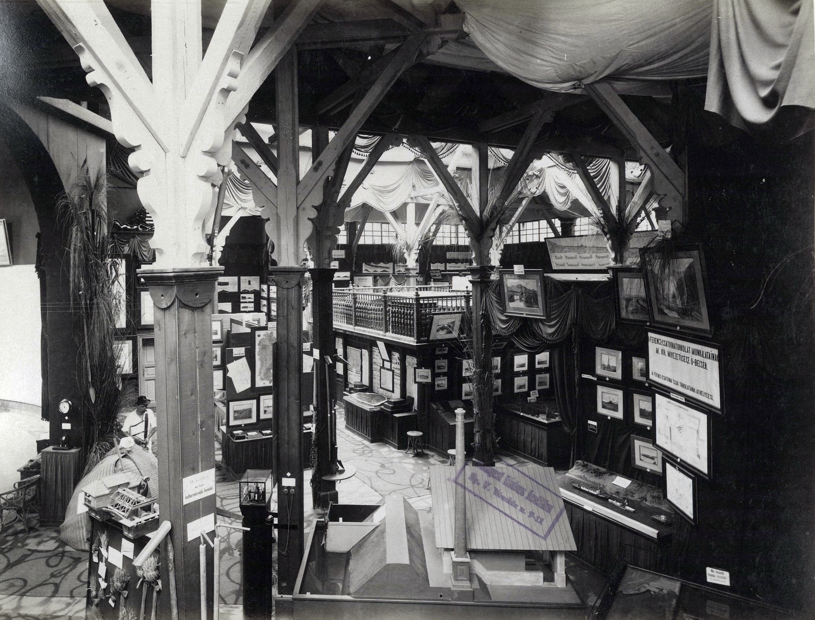 Hungary, Budapest XIV., "Millenniumi kiállítás: A magyar vízépítészettel kapcsolatos termékek kiállító-helyisége. A felvétel 1896-ban készült." A kép forrását kérjük így adja meg: Fortepan / Budapest Főváros Levéltára. Levéltári jelzet: HU.BFL.XV.19.d.1.10.159, 1900, Budapest Főváros Levéltára / Klösz György fényképei, Klösz György, Budapest, Millennium Exhibition, Fortepan #82993