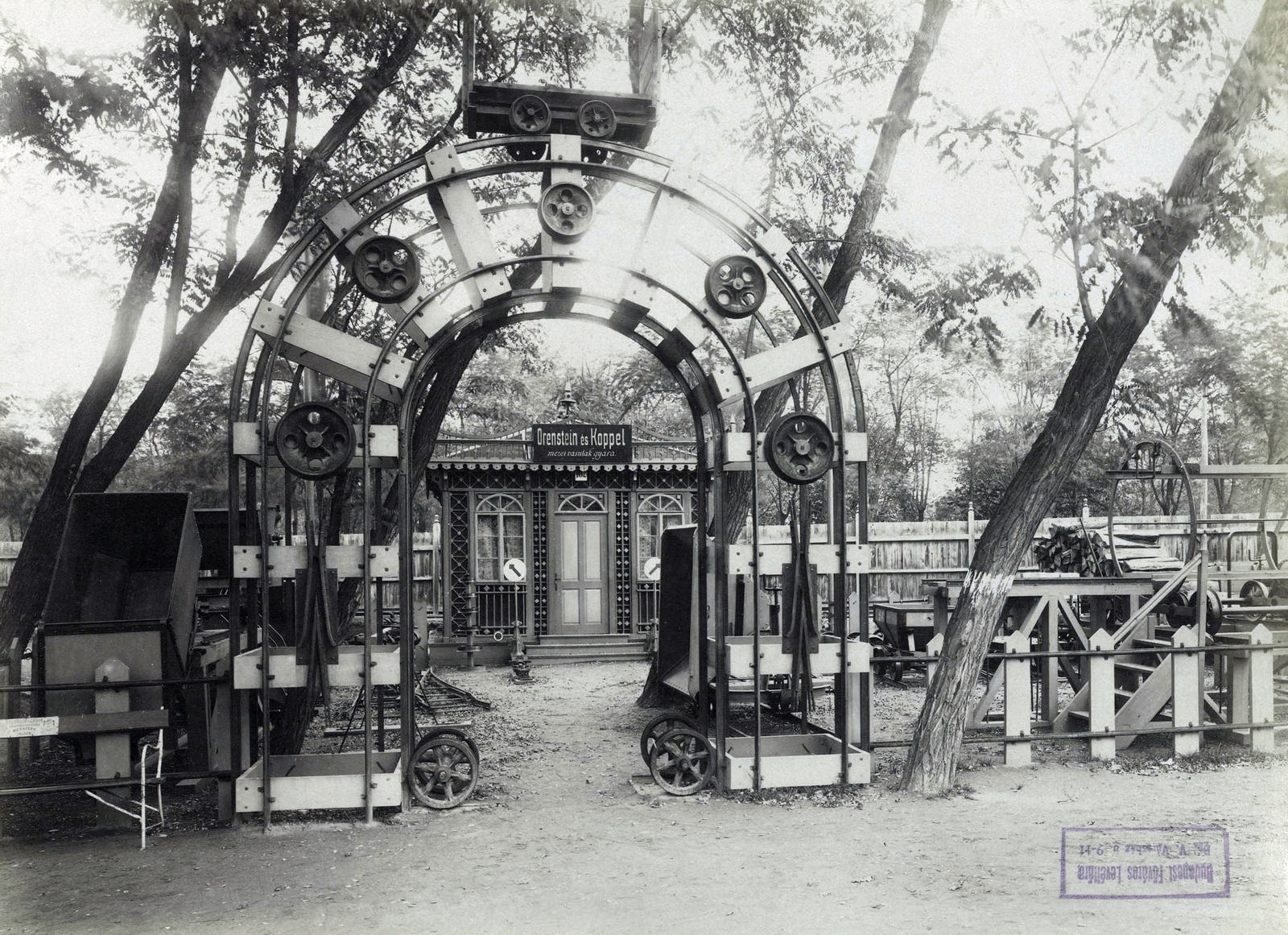 Hungary, Budapest XIV., "Millenniumi kiállítás: Orenstein és Koppel Mezei Vasútak Gyára kiállítása. A felvétel 1896-ban készült." A kép forrását kérjük így adja meg: Fortepan / Budapest Főváros Levéltára. Levéltári jelzet: HU.BFL.XV.19.d.1.10.192, 1900, Budapest Főváros Levéltára / Klösz György fényképei, Klösz György, railway, Budapest, Millennium Exhibition, Fortepan #83026