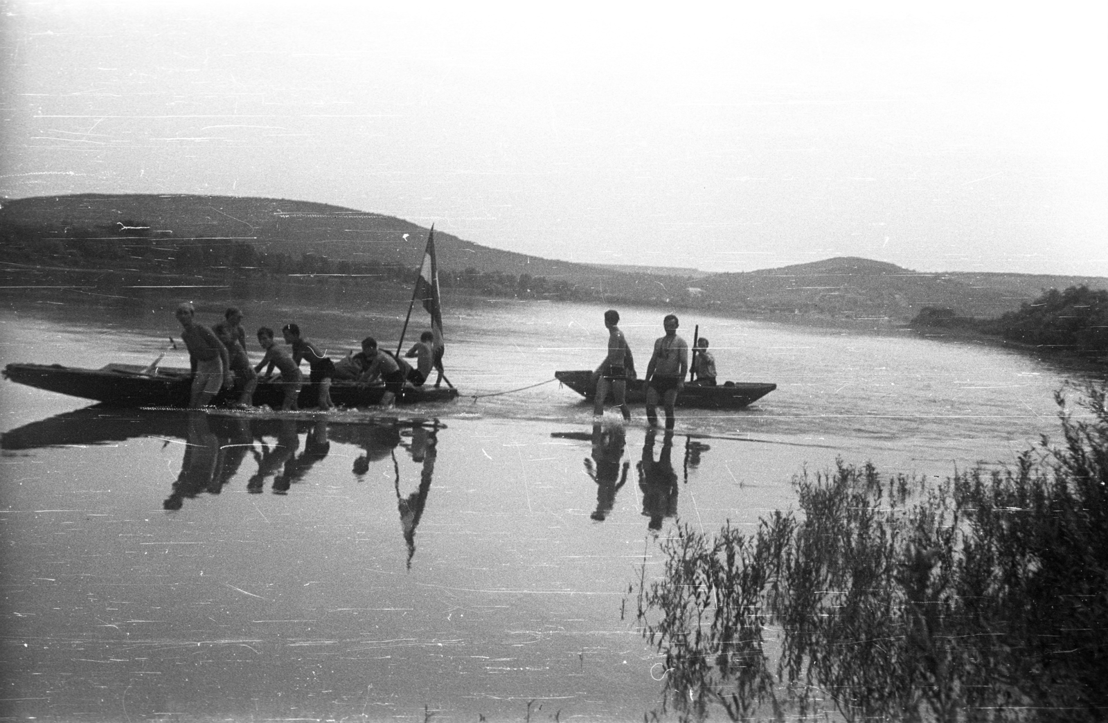 Magyarország,Dunakanyar,Szentendrei-sziget, szemben Verőce (Nógrádverőce)., 1943, Ebner, kirándulás, csónak, Fortepan #83620