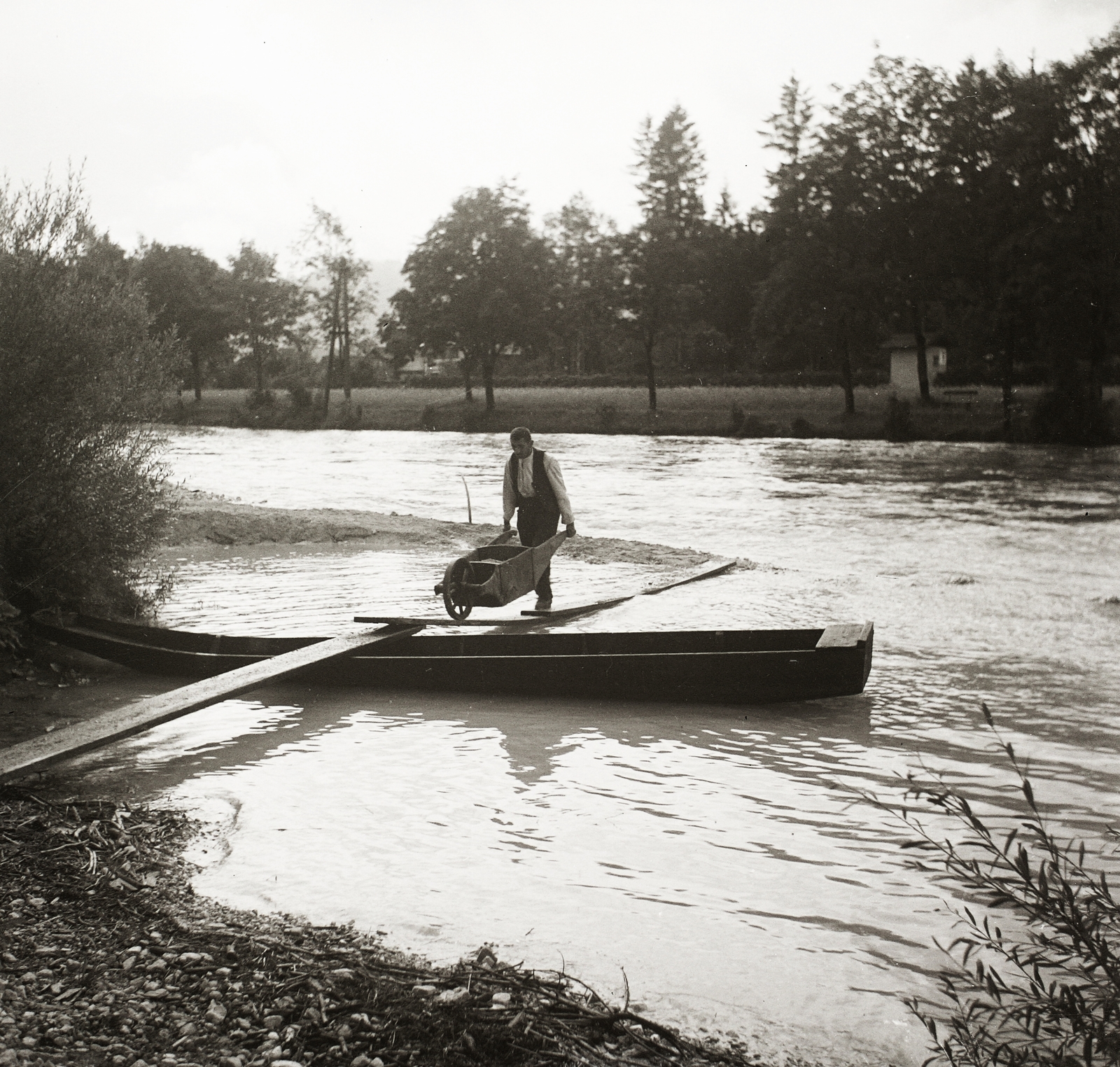 1937, Ebner, boat, shore, wheelbarrow, plank, Fortepan #83825