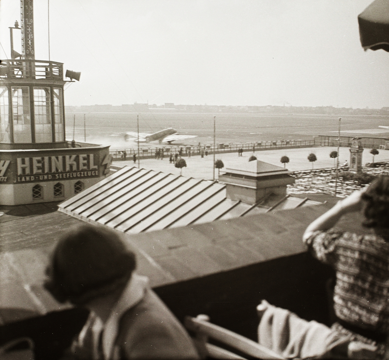 Germany, Berlin, Tempelhof repülőtér., 1937, Ebner, airplane, airport, Heinkel-brand, Fortepan #83839