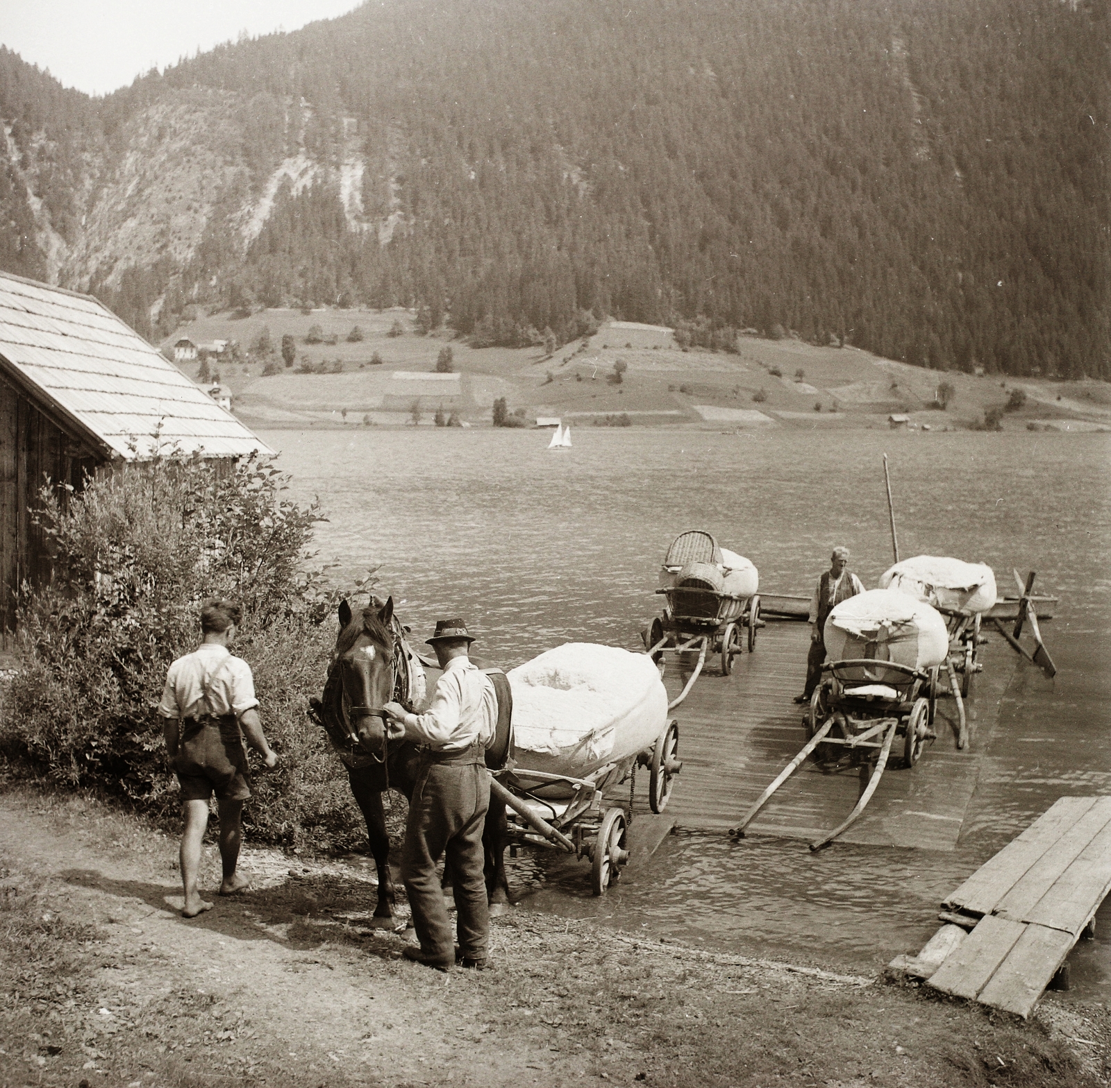 Austria, Naggl, Weissensee., 1939, Ebner, lake, ferry, horse, chariot, Fortepan #83872
