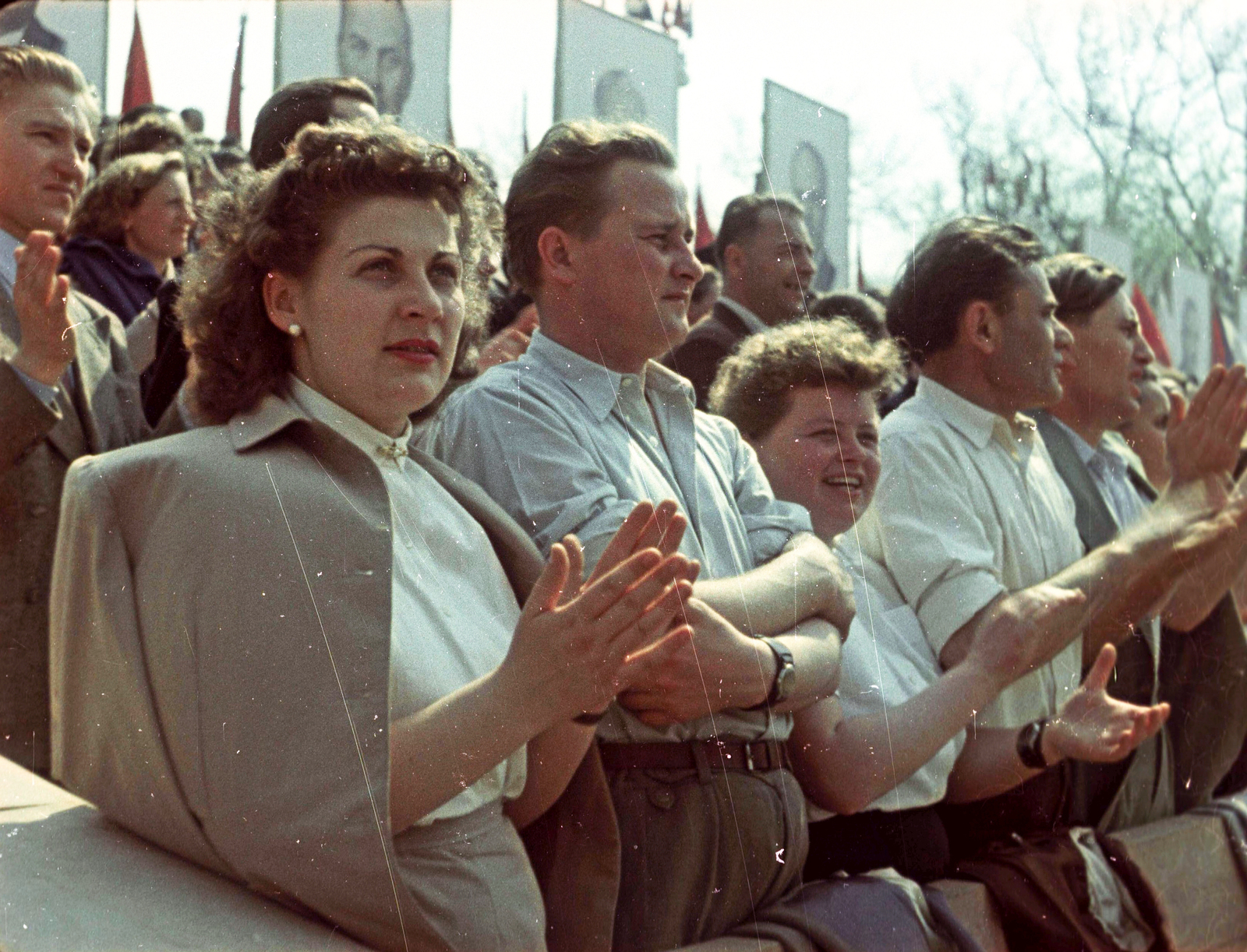 Hungary, Budapest XIV., Ötvenhatosok tere (Sztálin tér), május 1-i felvonulás, díszvendégek a tribünön., 1955, Fortepan, colorful, 1st of May parade, Budapest, Fortepan #84058