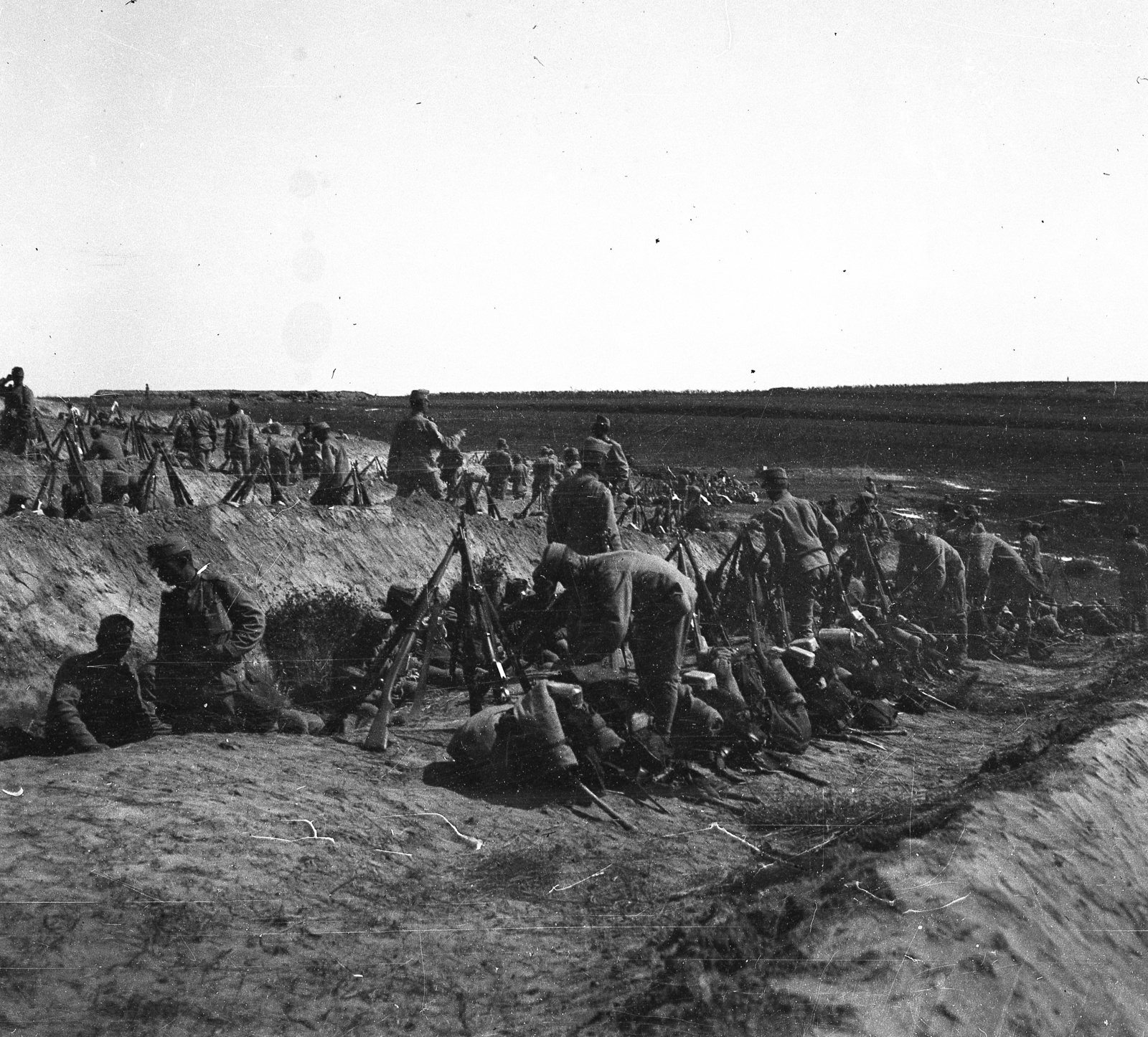 1914, Lőw Miklós, First World War, trench, soldier, backpack, pile arms, Fortepan #84086
