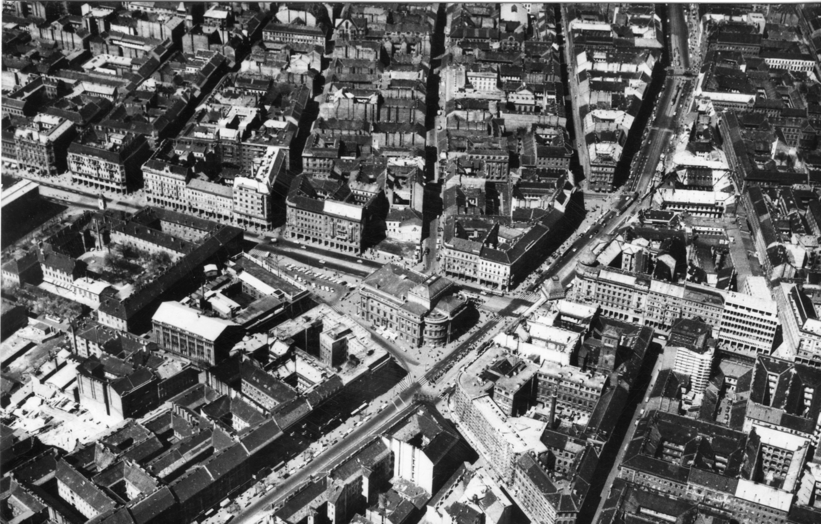Hungary, Budapest VIII.,Budapest VII., légifotó a Blaha Lujza tér, Nemzeti Színház környékéről., 1963, Szabó Ferencné, aerial photo, cityscape, picture, Fellner and Helmer-design, eclectic architecture, Budapest, Fortepan #84203