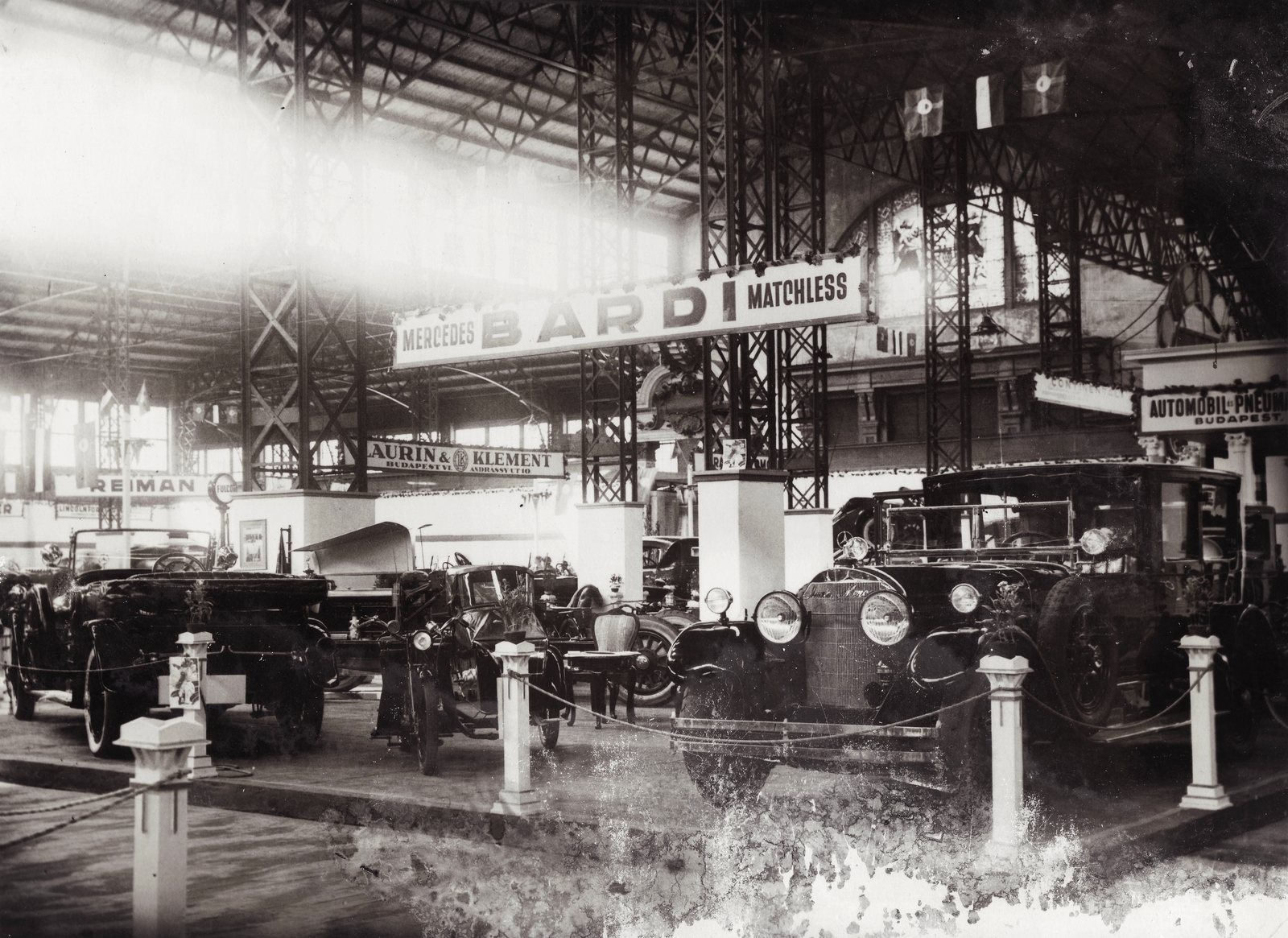 Hungary, Budapest XIV., Iparcsarnok, az első önálló magyar automobilkiállítás. Mercedes személygépkocsik Bárdi József standján., 1925, Négyesi Pál, Mercedes-brand, exhibition, Budapest, Laurin&Klement-brand, Fortepan #84241