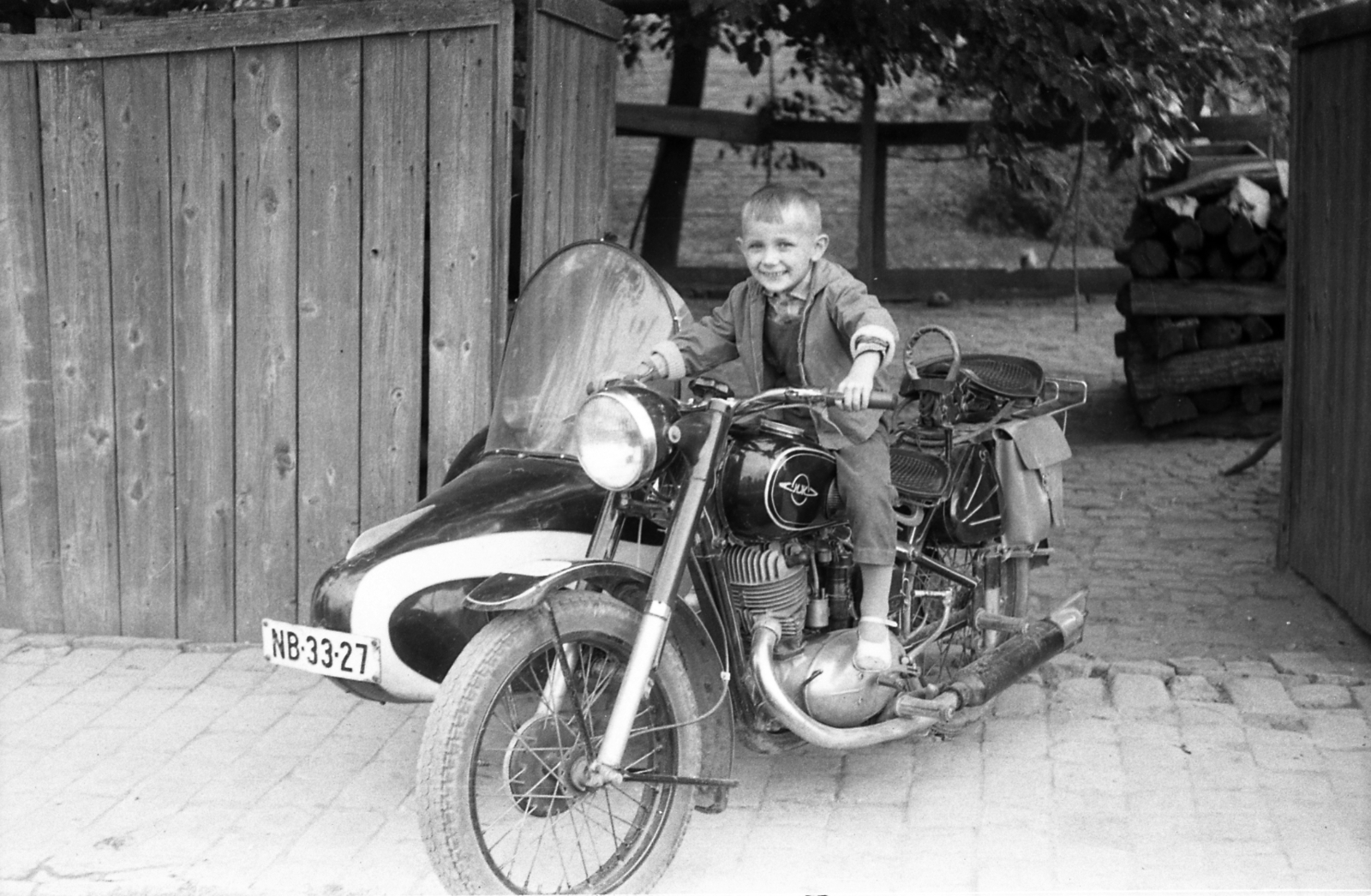 1959, Morvay Kinga, Morvay Lajos, szovjet gyártmány, IZS-márka, oldalkocsis motorkerékpár, fiú, rendszám, Izs 49, Fortepan #84320