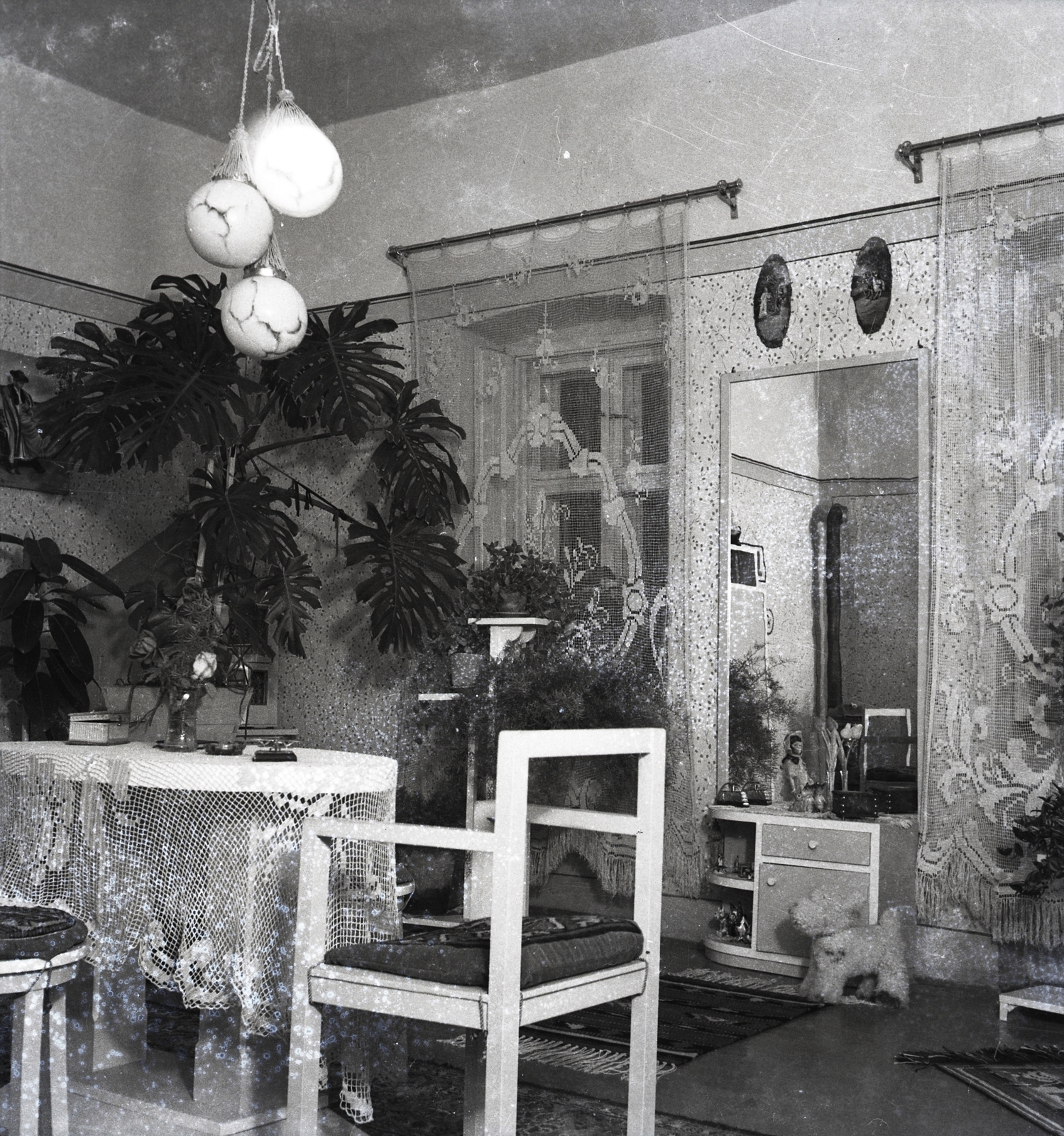 Hungary, Jászberény, Lehel vezér (Apponyi) tér 19., 1936, Morvay Kinga, Morvay Lajos, mirror, interior, toy animal, Fortepan #84504