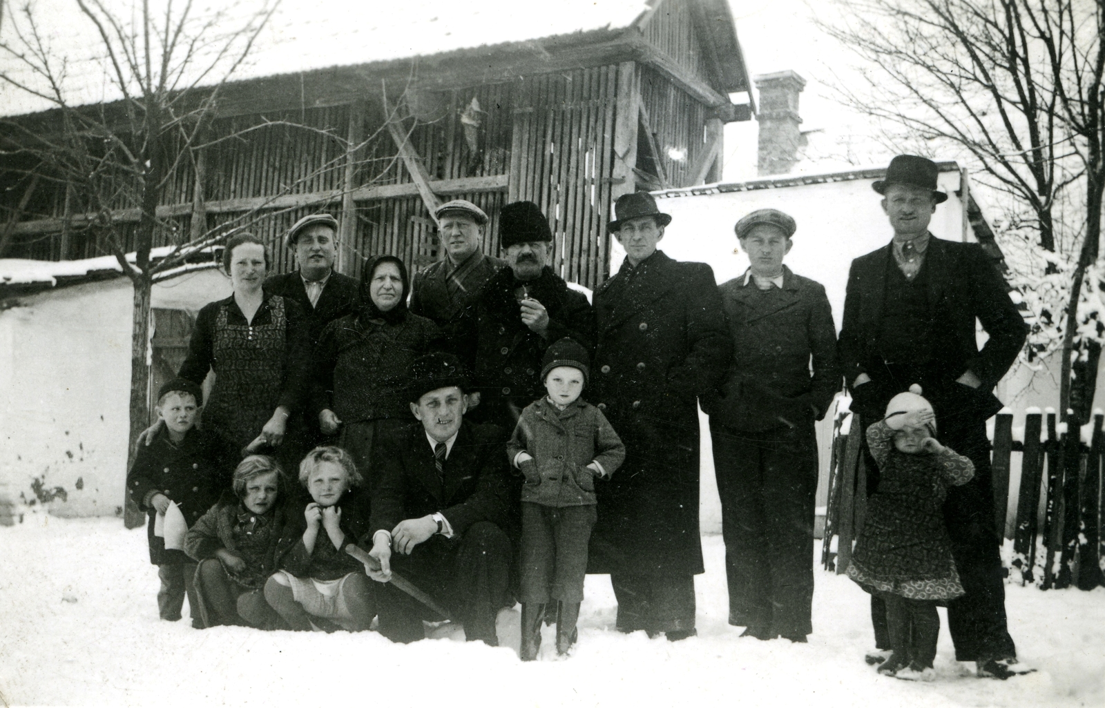 Croatia, Vinkovci, 1940, Morvay Kinga, Morvay Lajos, winter, snow, Fortepan #84519
