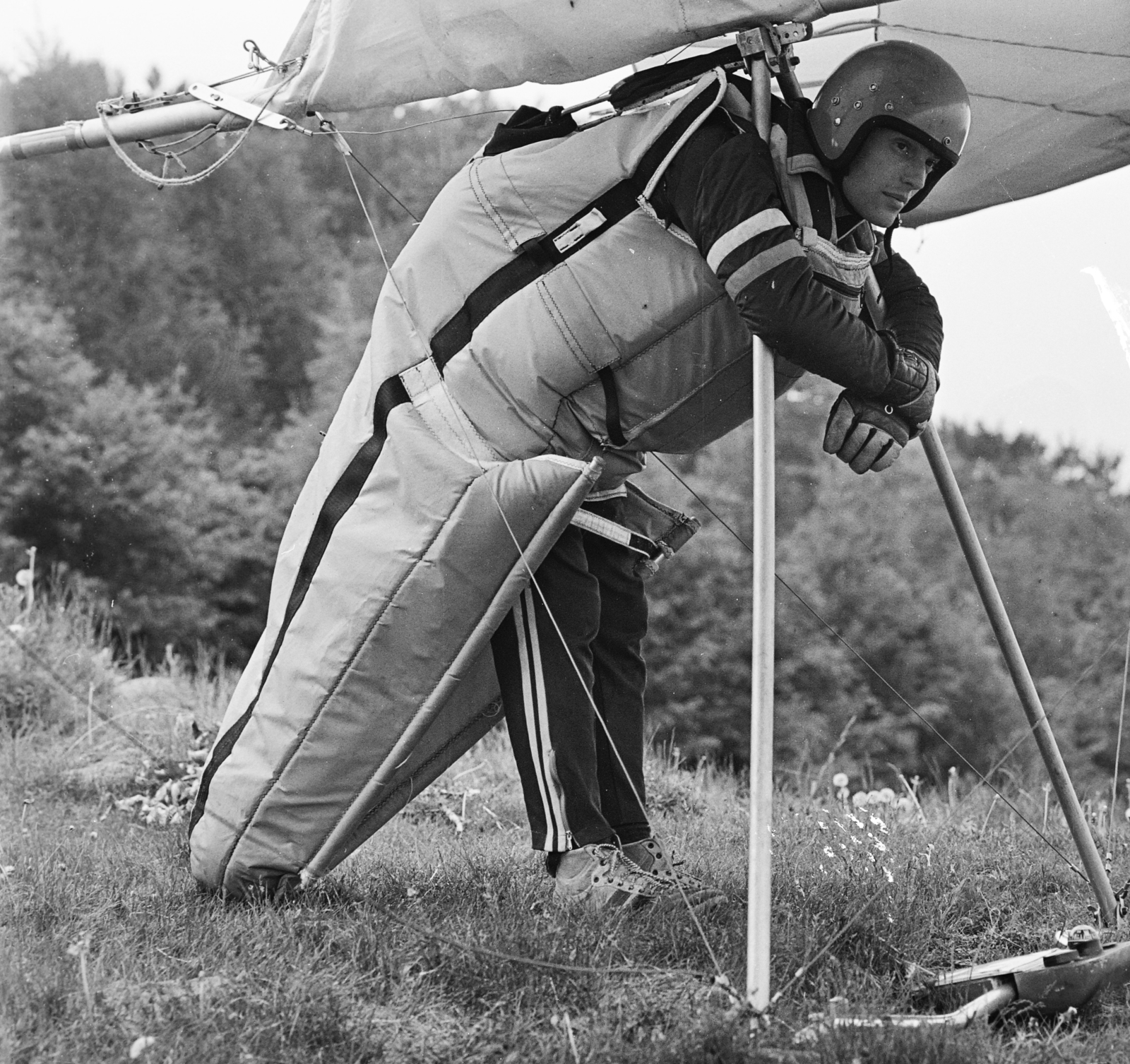 Hungary, sárkányrepülő startolása., 1980, MHSZ, hang-glider, Budapest, Fortepan #84591