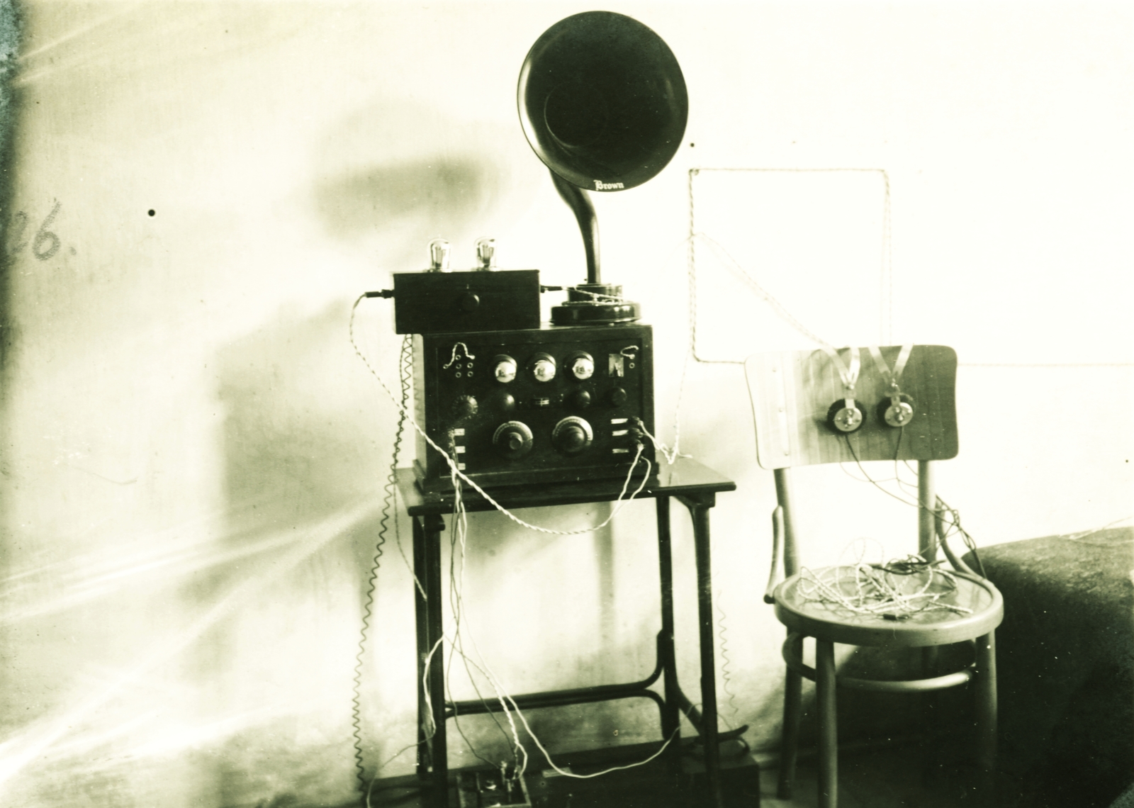 Hungary, Hetes, 1926, Nagy Józsefné dr, radio, headset, Fortepan #85062