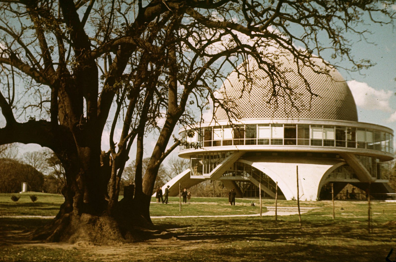 Argentina, Buenos Aires, Galileo Galilei planetárium., 1966, Métneki János dr, colorful, wood, observatory, dome, Enrique Jan-design, Fortepan #85102