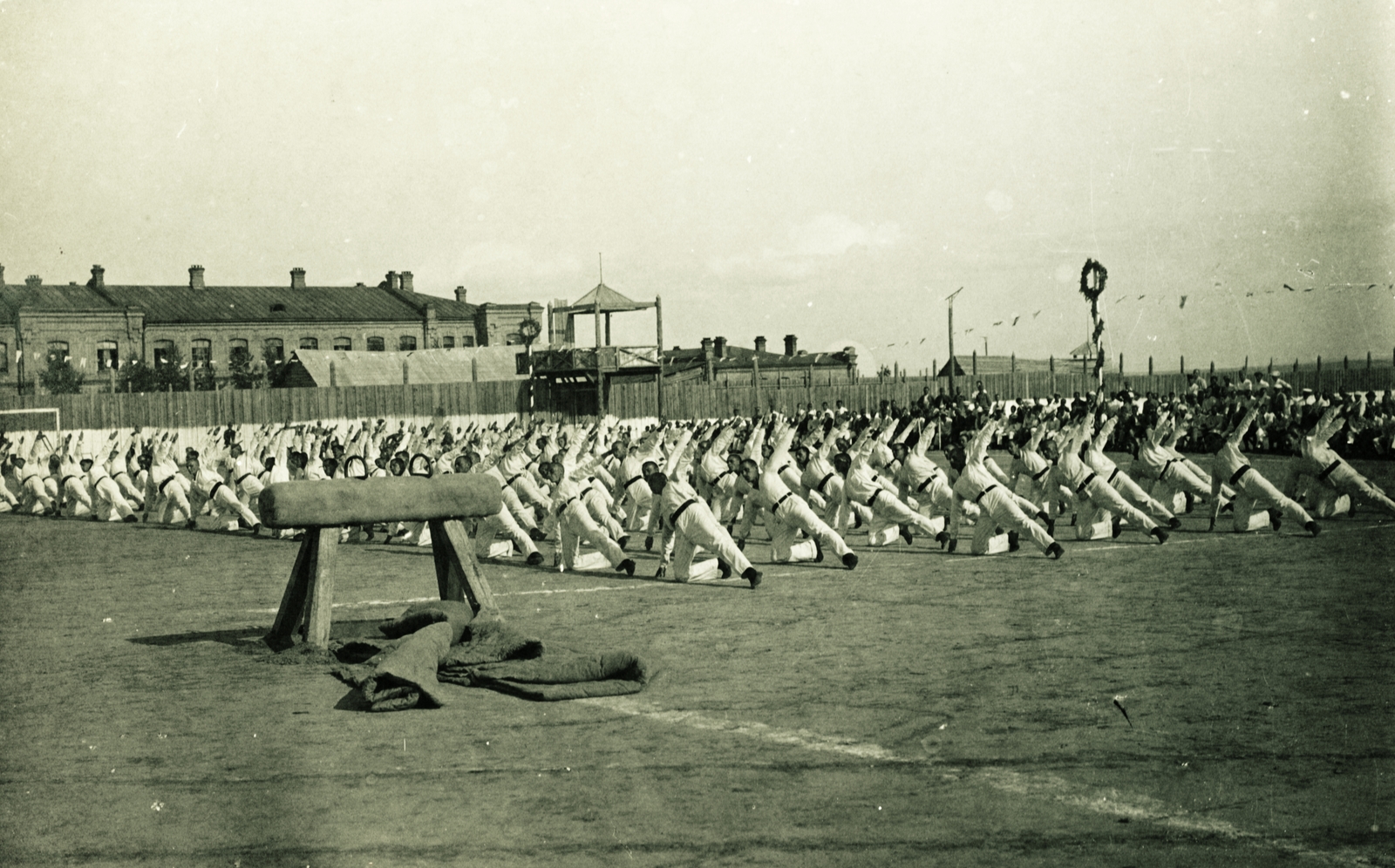 Russia, 1919, Lőw Miklós, prisoner of war, athletics, Exercise Equipment, mass games, Fortepan #85343