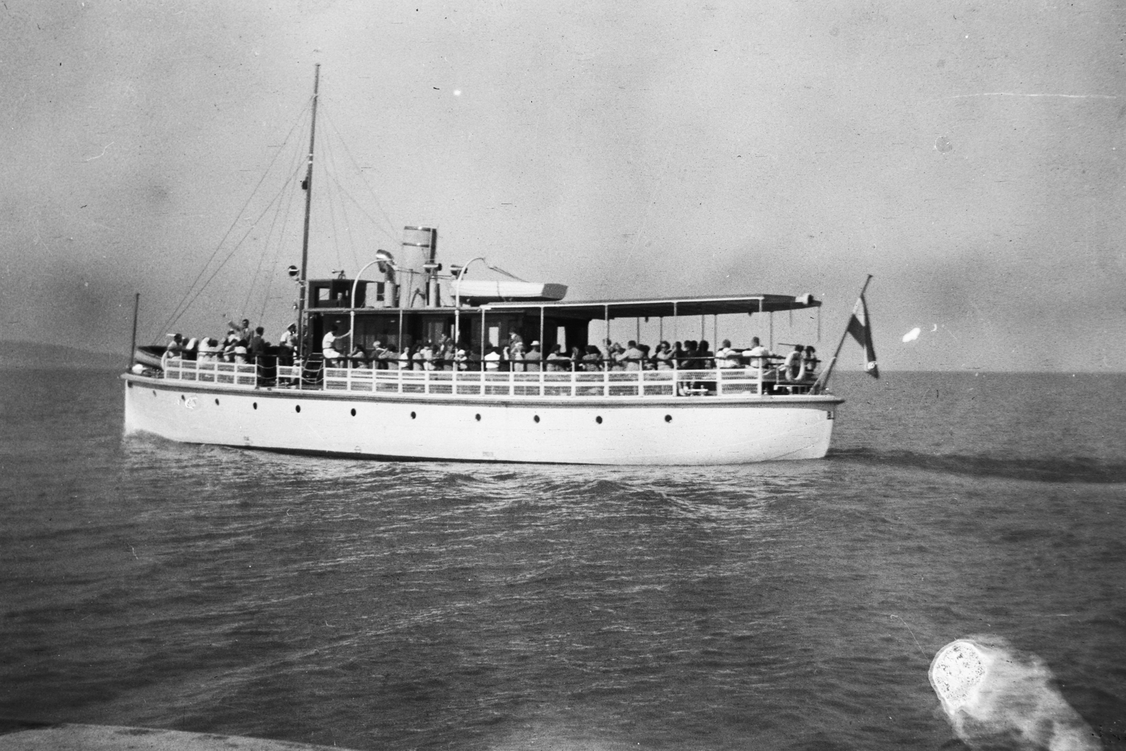 Hungary,Lake Balaton, Szigliget motoros személyhajó., 1940, Jáki László, ship, Fortepan #85401