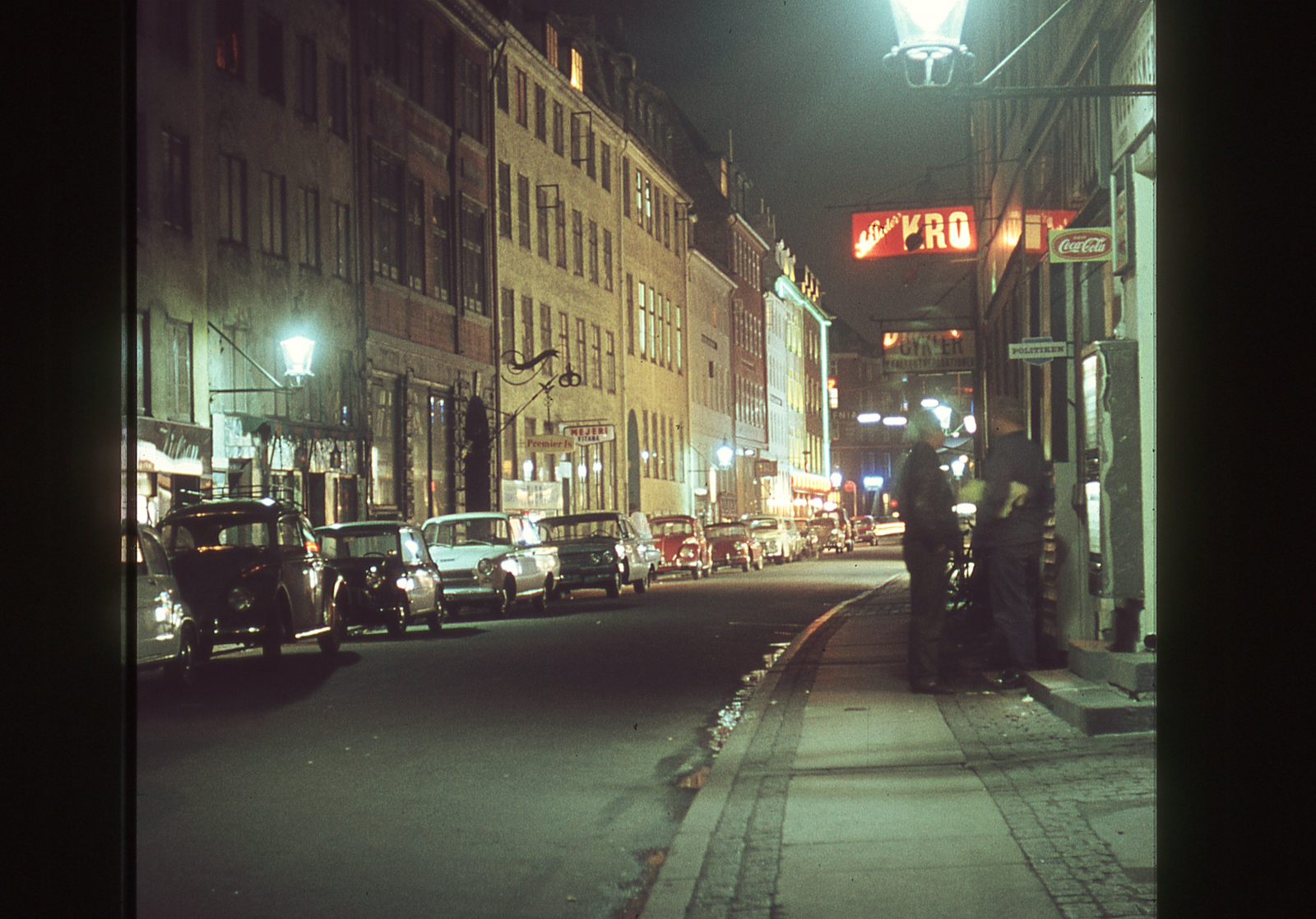 Denmark, Copenhagen, Sankt Peders Straede., 1966, Lőw Miklós, colorful, neon sign, night, Fortepan #85651