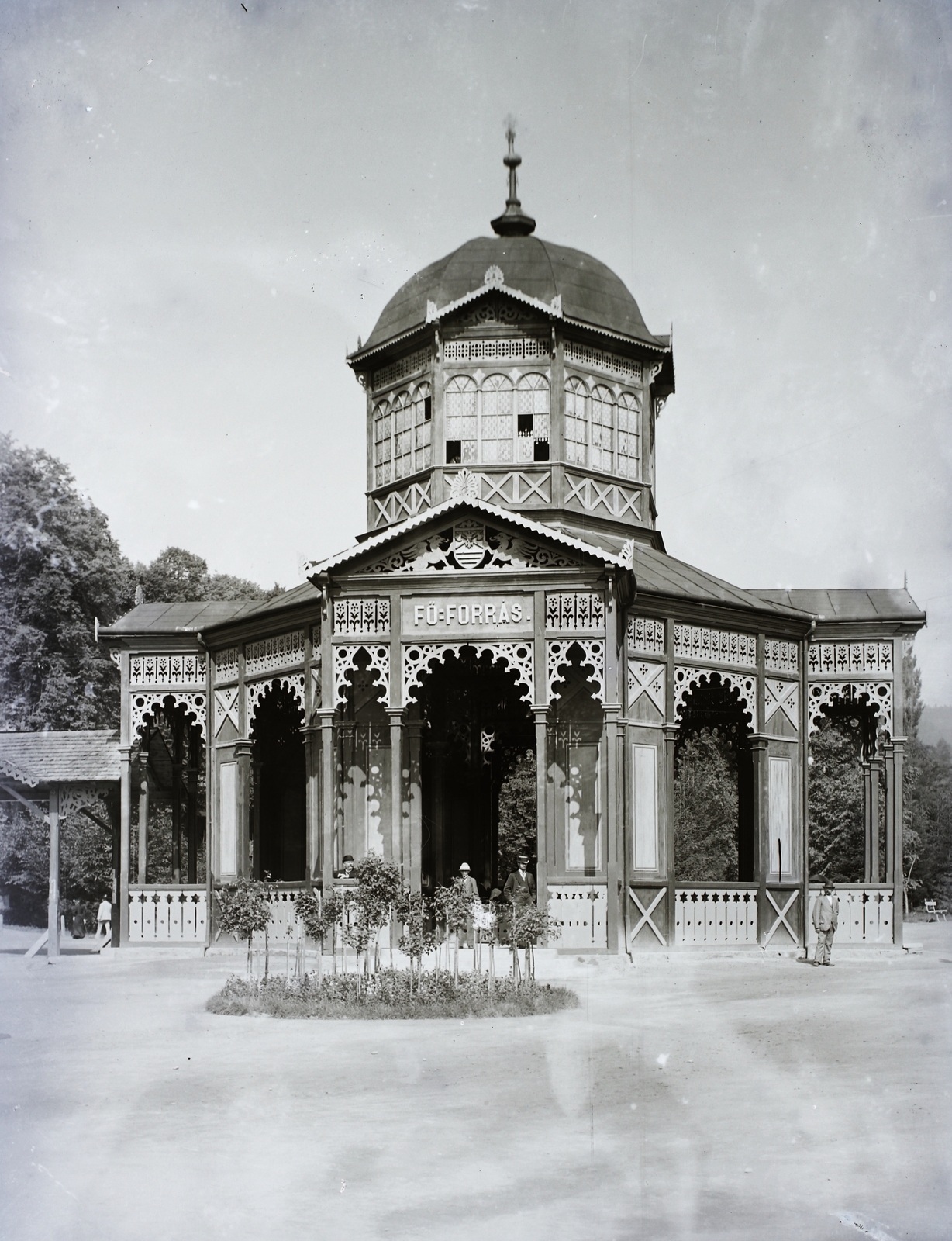 Szlovákia, Bártfafürdő, Fő-forrás., 1906, Magyar Földrajzi Múzeum / Erdélyi Mór cége, címer, gyógyszálló, Fortepan #86411