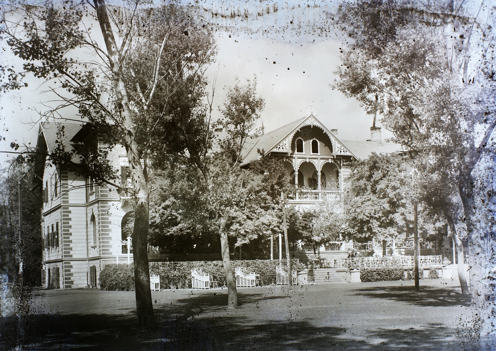 Magyarország,Balaton, Keszthely, Hullám szálló., 1908, Magyar Földrajzi Múzeum / Erdélyi Mór cége, sérült kép, szálloda, Fortepan #86469