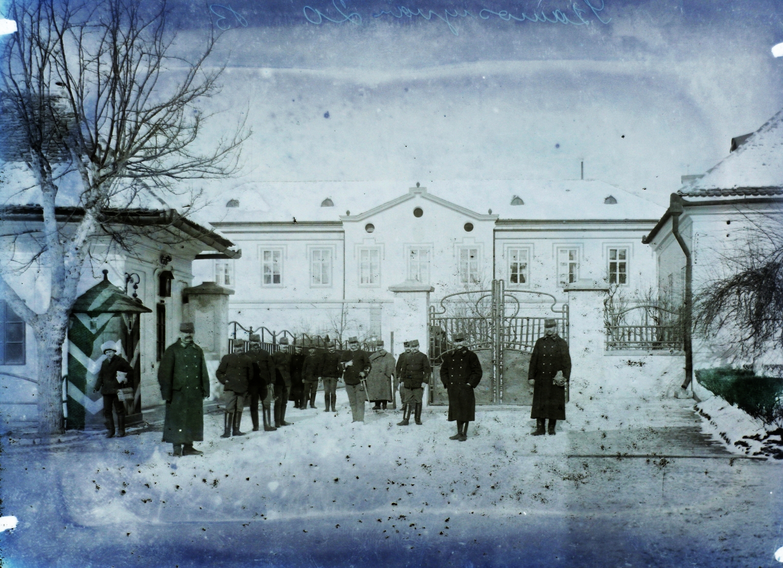 Romania,Transylvania, Gherla, a börtön bejárata, középen az igazgatósági épület., 1914, Magyar Földrajzi Múzeum / Erdélyi Mór cége, cop, sentry-box, Fortepan #86642