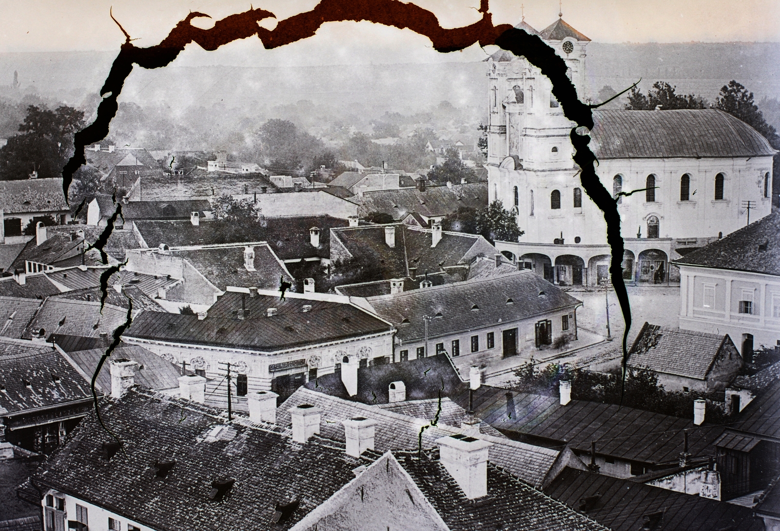 Romania,Transylvania, Lugoj, látkép a görögkeleti templom felé nézve., 1904, Magyar Földrajzi Múzeum / Erdélyi Mór cége, damaged photo, roof, Fortepan #86890