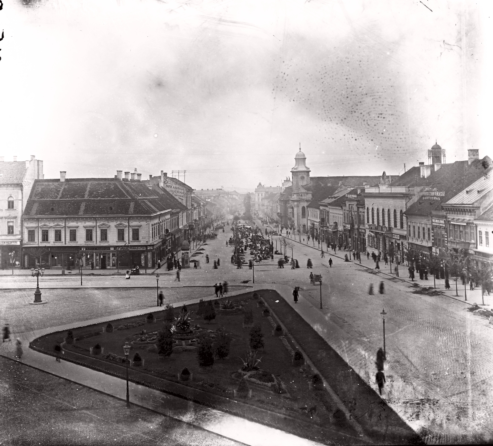 Romania,Transylvania, Cluj-Napoca, Mátyás király tér, jobbra a Deák Ferenc utca., 1915, Magyar Földrajzi Múzeum / Erdélyi Mór cége, church, street view, Fortepan #86900