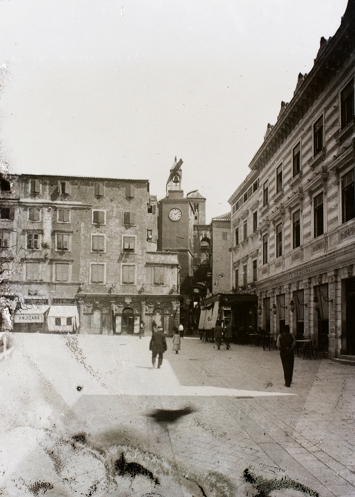 Croatia, Split, Narodni trg. (Pjaca), szemben a Diocletianus palota óratornya., 1901, Magyar Földrajzi Múzeum / Erdélyi Mór cége, street view, Fortepan #86981