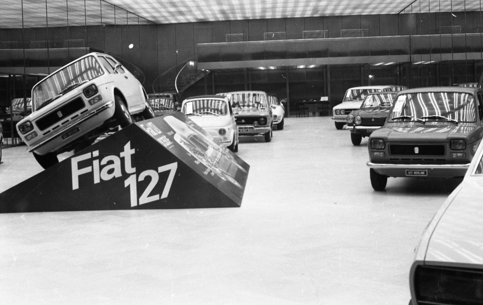 1971, Urbán Tamás, Fiat-brand, Italian brand, exhibition, automobile, Fortepan #87434