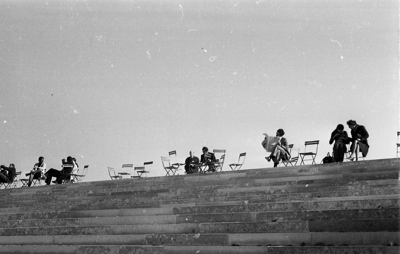 France, Paris, Quai Valéry-Giscard-d'Estaing (quai Anatole-France) a felvétel a Musée d’Orsay előtt készült., 1971, Urbán Tamás, stairs, Fortepan #87500