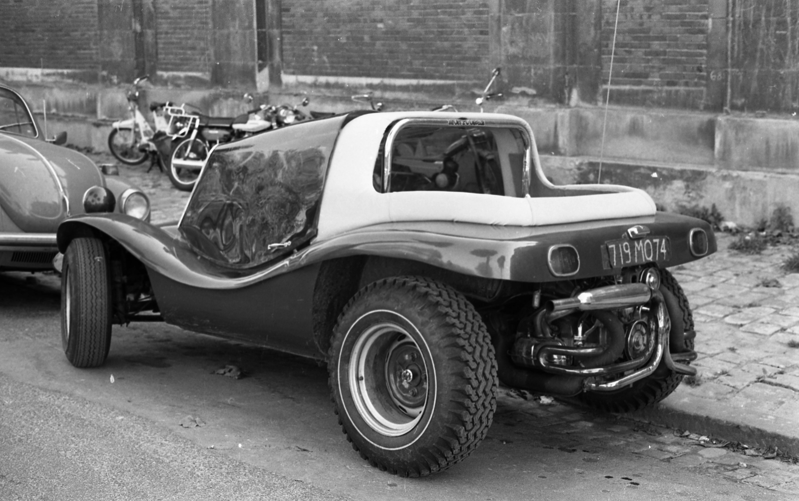 Franciaország, Párizs, 1971, Urbán Tamás, Volkswagen-márka, Volkswagen Bogár, Volkswagen Buggy, Fortepan #87501