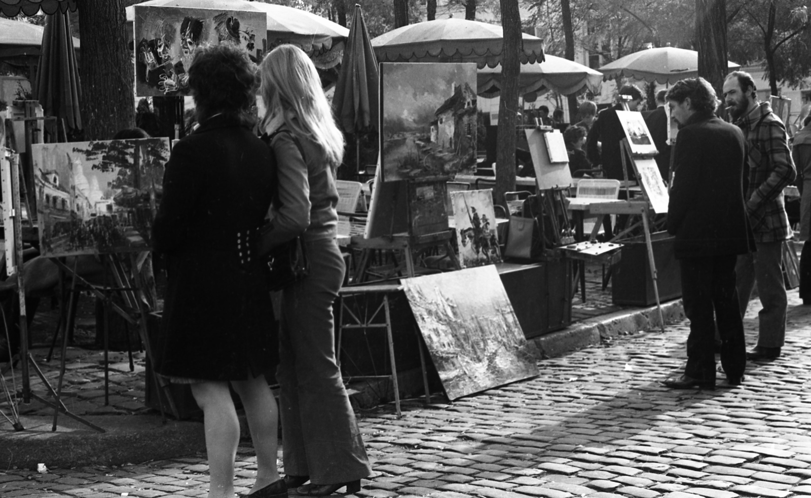 France, Paris, Montmartre, Place du Tertre., 1971, Urbán Tamás, painting, easel, Fortepan #87502