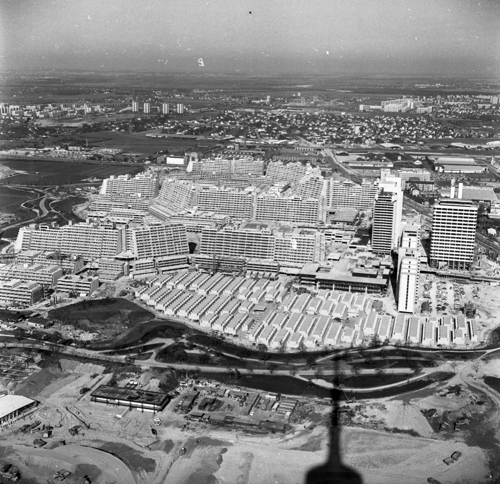 Németország, München, olimpiai falu az Olimpiatoronyból nézve., 1971, Urbán Tamás, lakótelep, látkép, olimpia, NSZK, Fortepan #87527