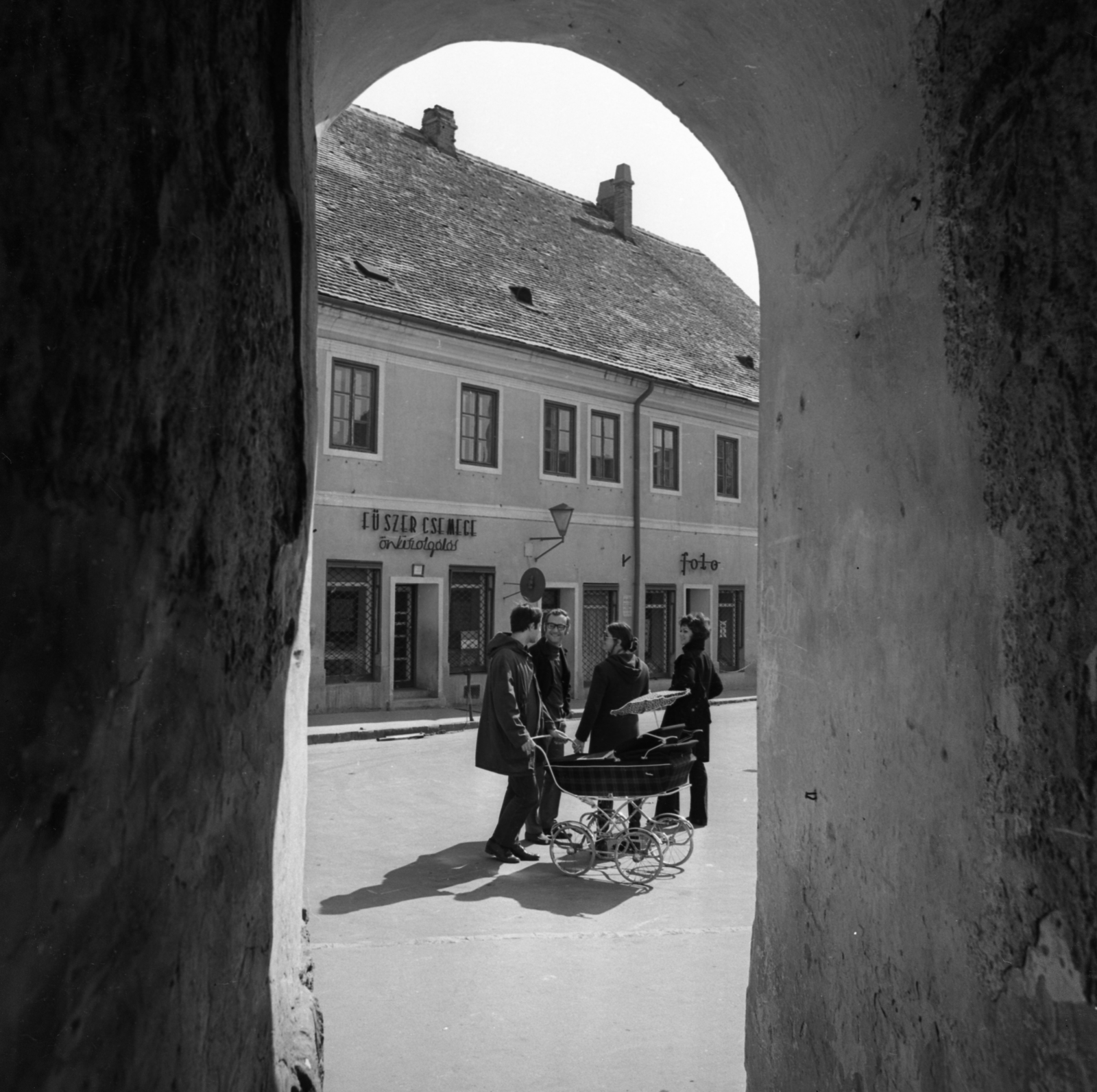 Magyarország, Szentendre, Fő (Marx) tér., 1972, Urbán Tamás, Fortepan #87617